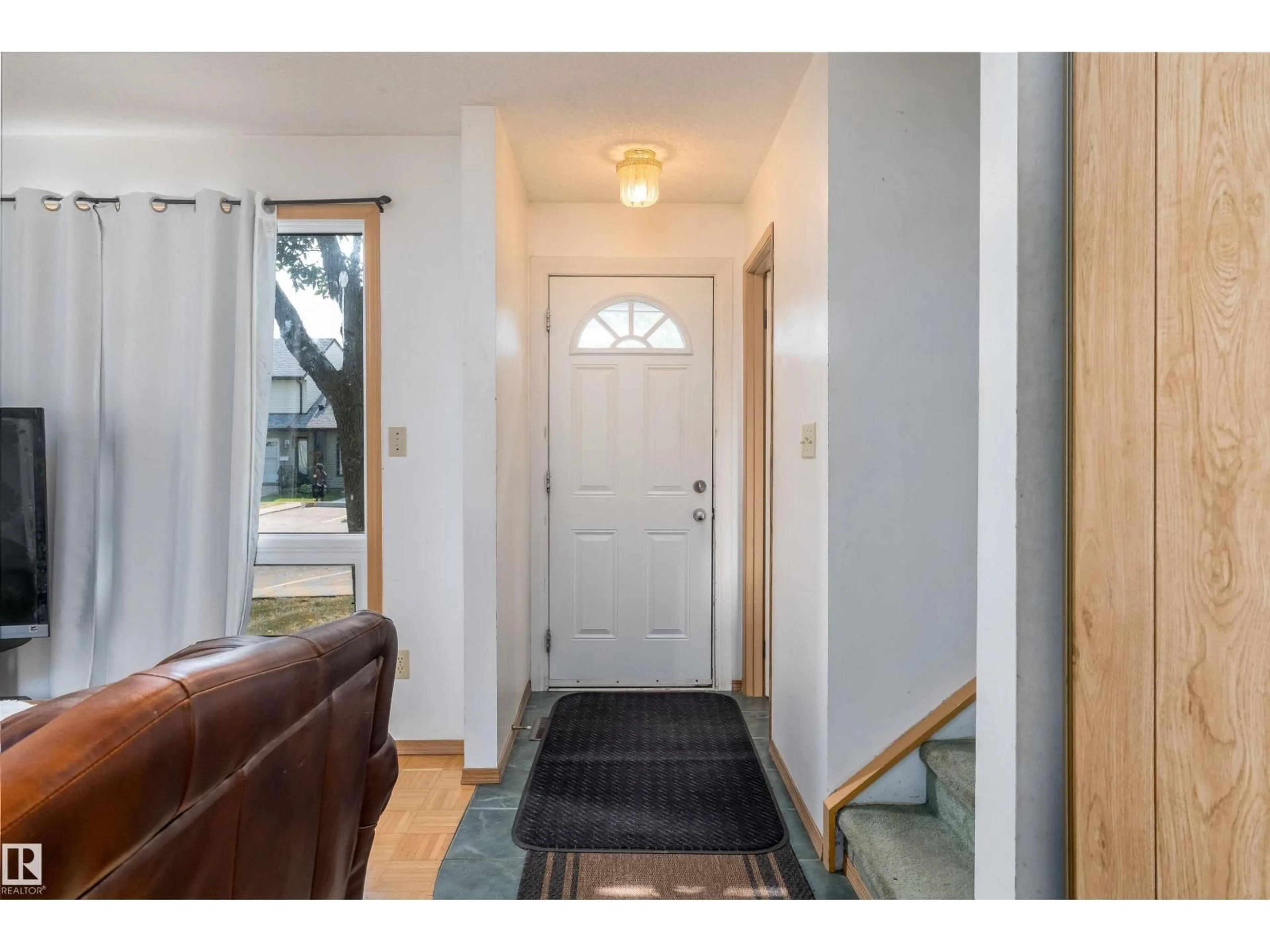 Indoor entryway for NW - 14737 25 ST, Edmonton Alberta T5Y2E8