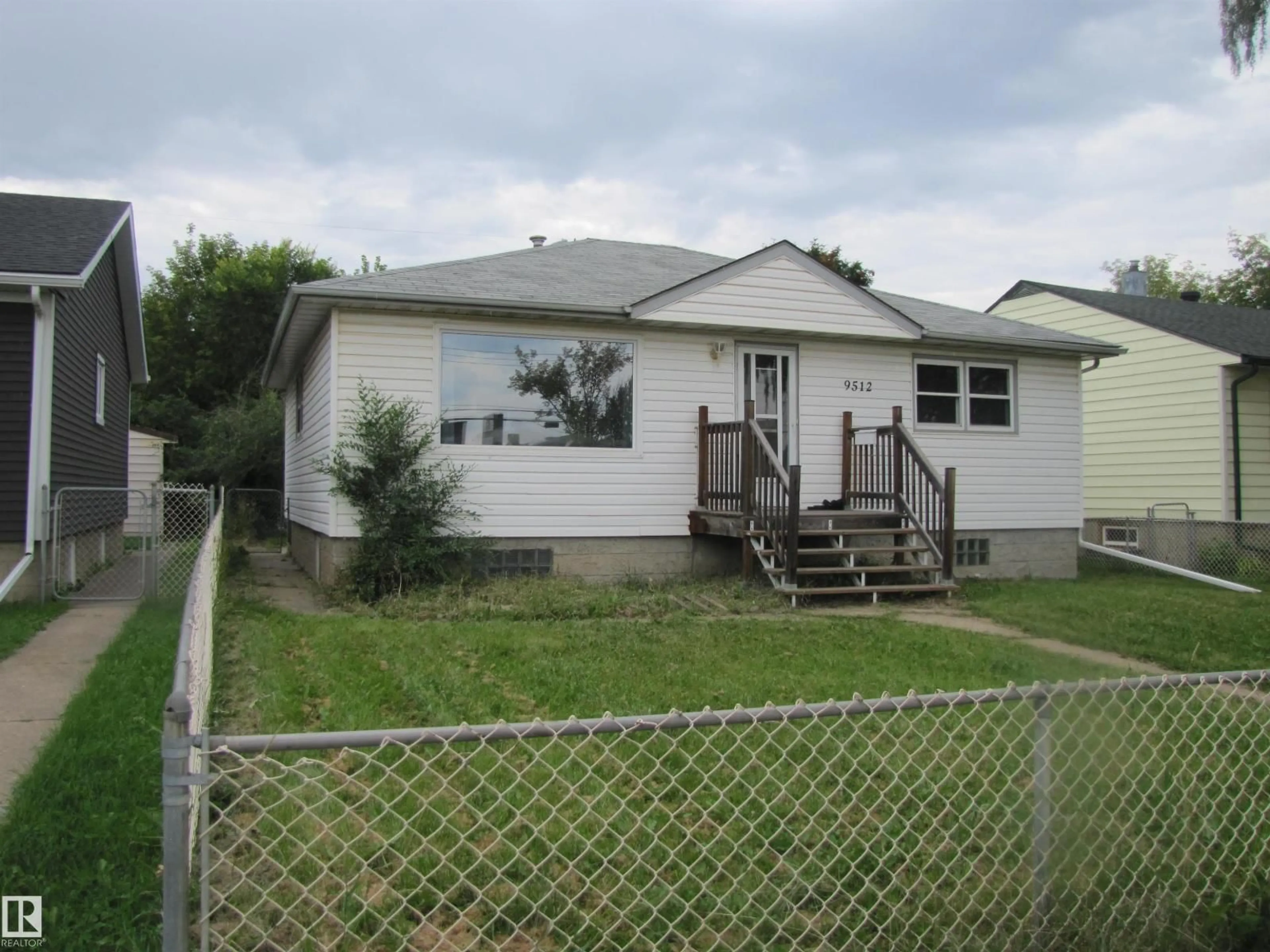 Unknown for NW - 9512 63 AV, Edmonton Alberta T6E0G4