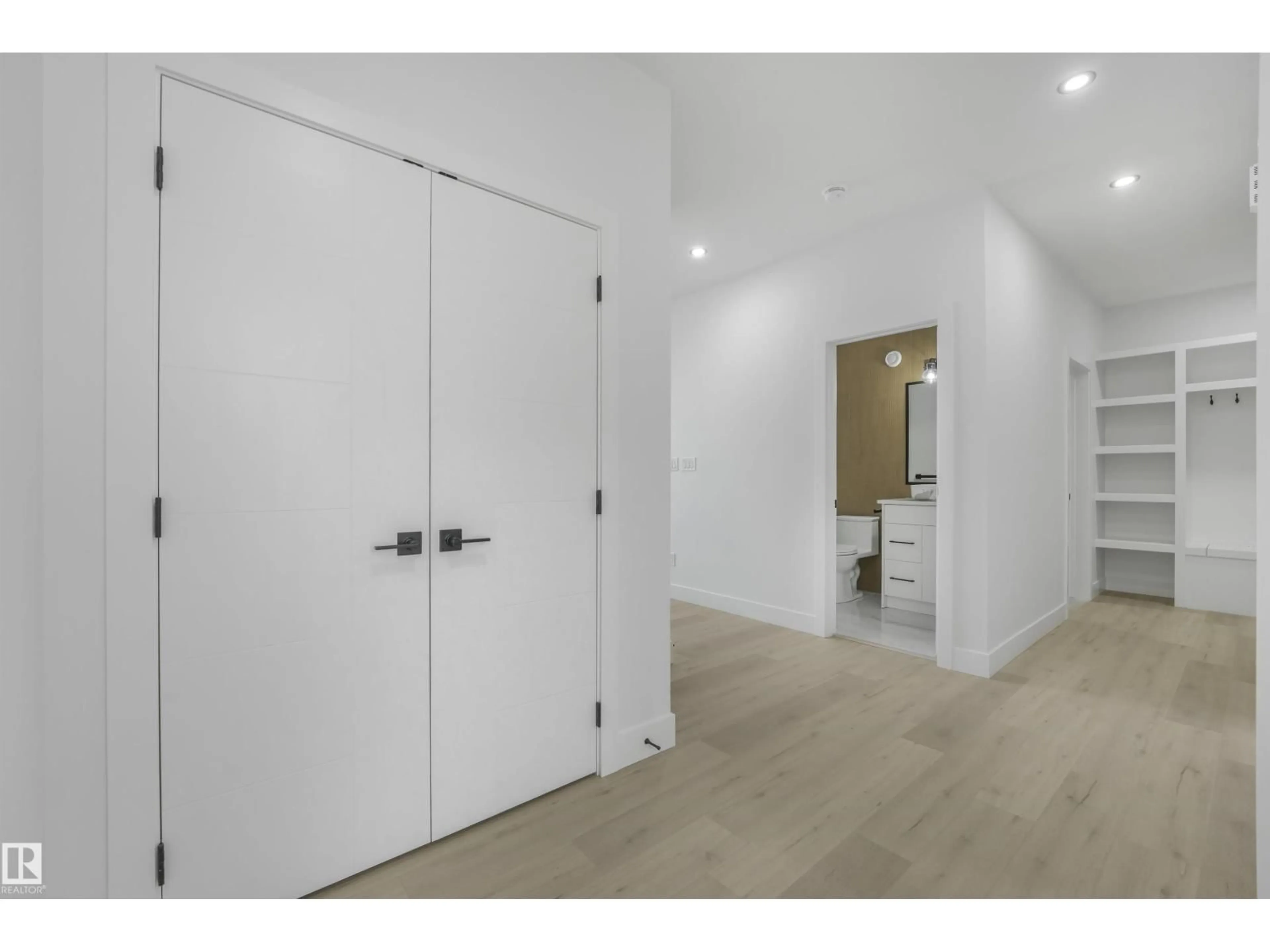 Unknown for 3517 45 AVENUE, Beaumont Alberta T4X3G9