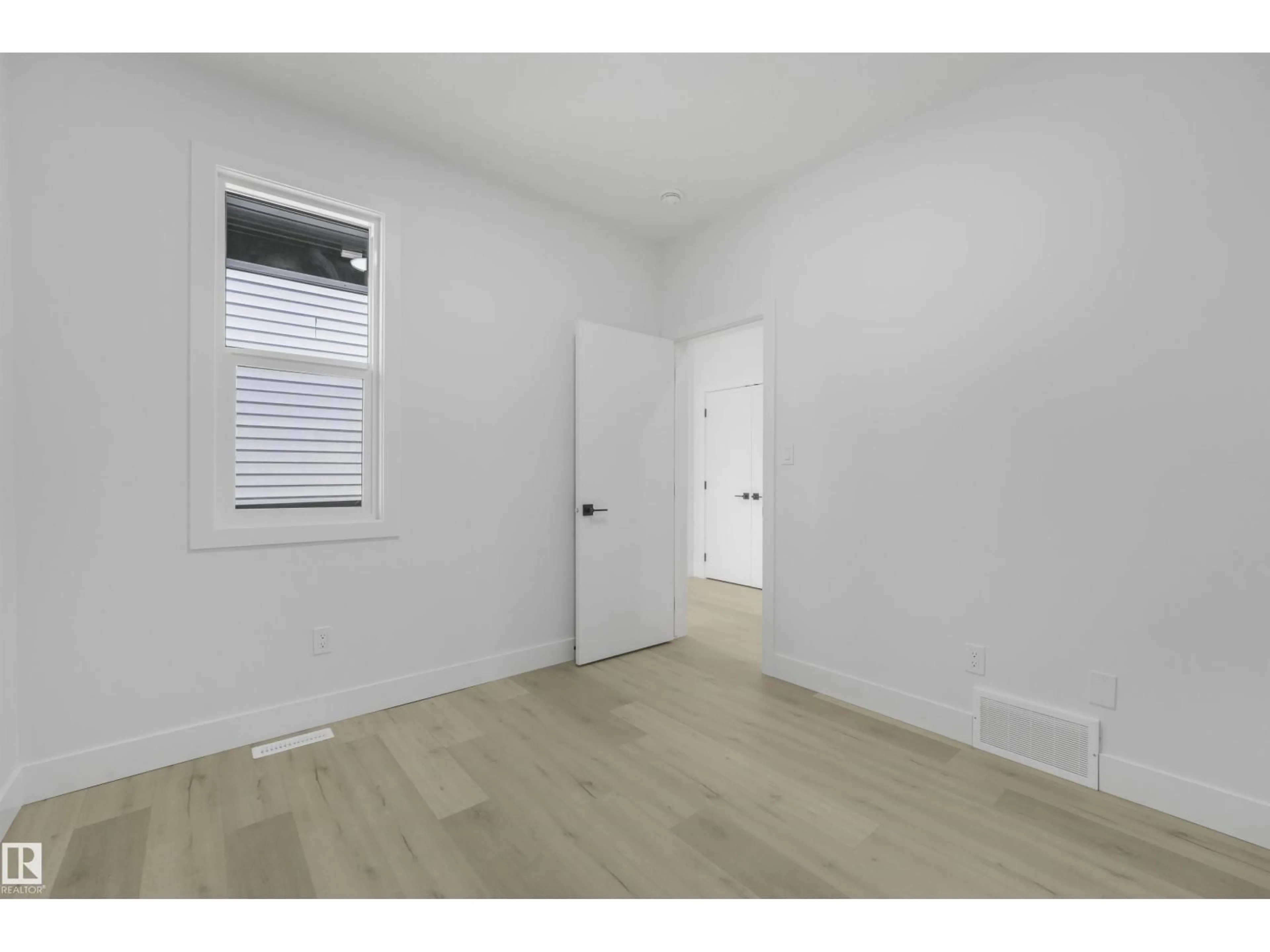 A pic of a room for 3517 45 AVENUE, Beaumont Alberta T4X3G9