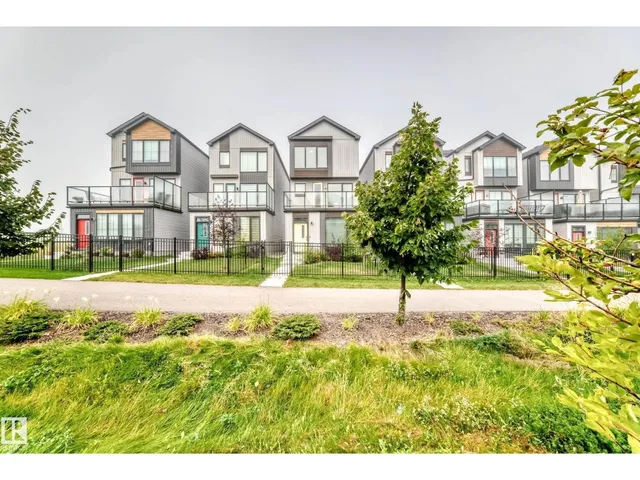 SW - 479 39 ST, Edmonton 4