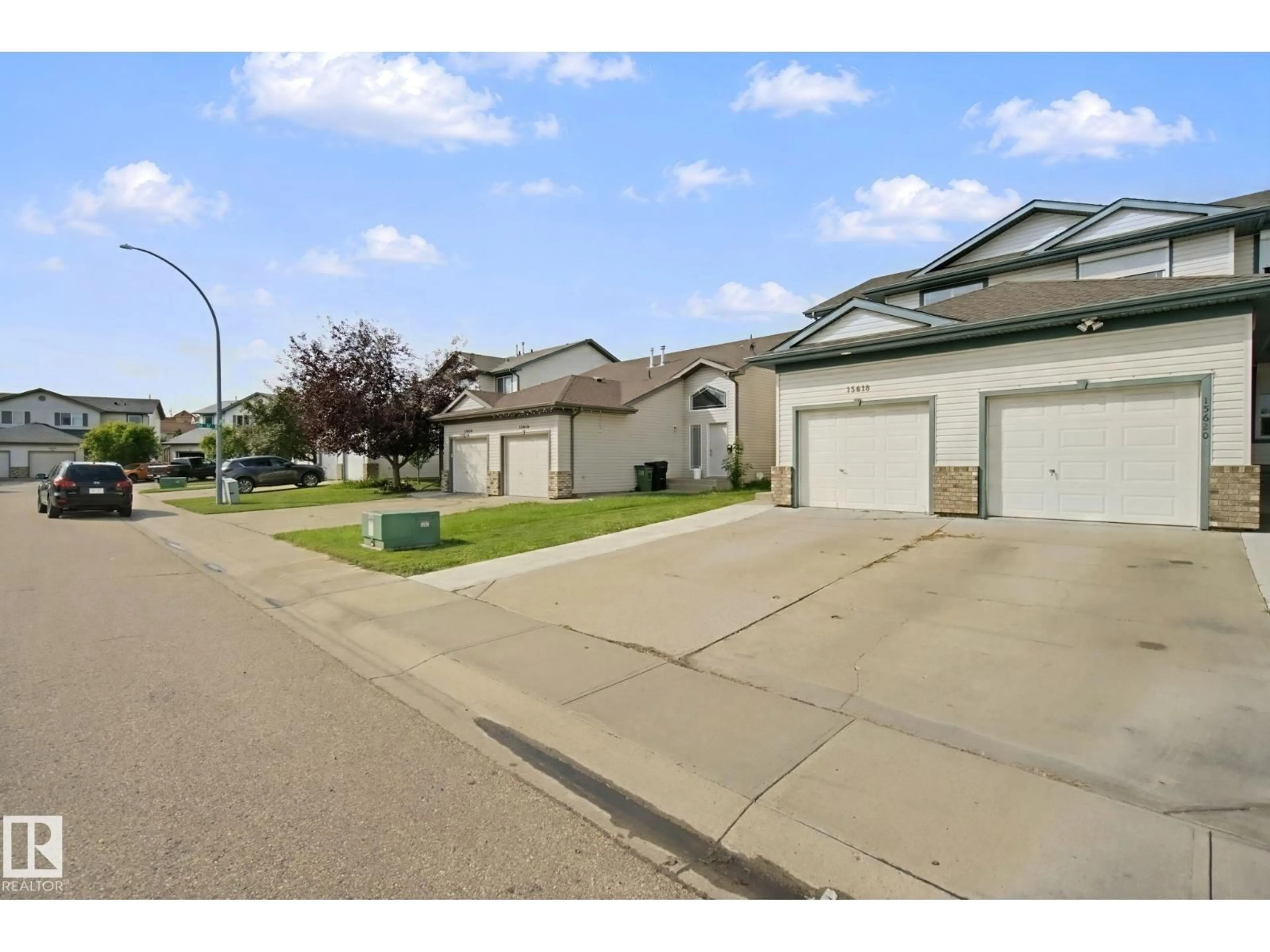 Unknown for NW - 15618 141 ST, Edmonton Alberta T6V1T3