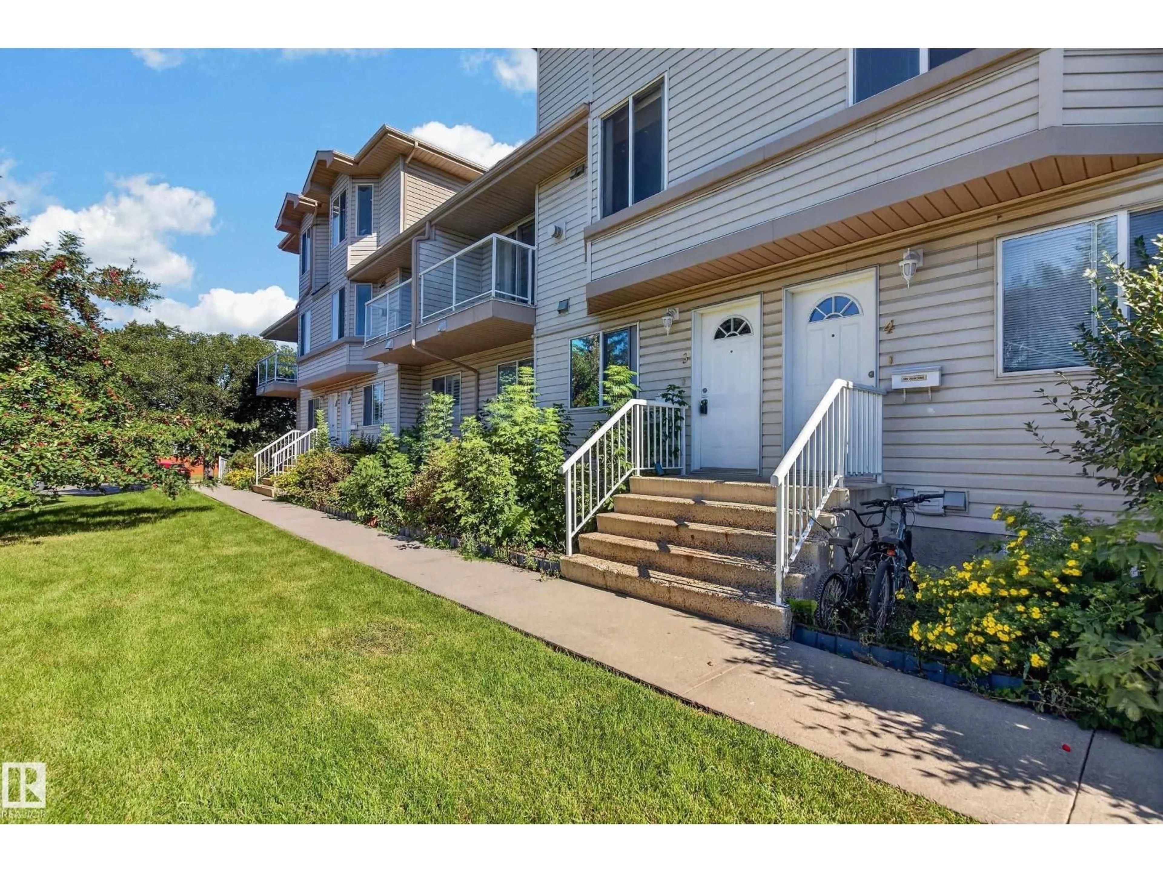 Unknown for #3 - 2505 42 ST, Edmonton Alberta T6L7G8
