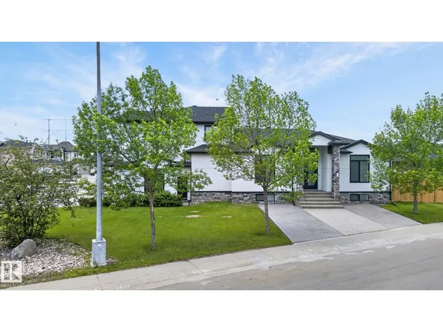 7304 164 AV, Edmonton 2