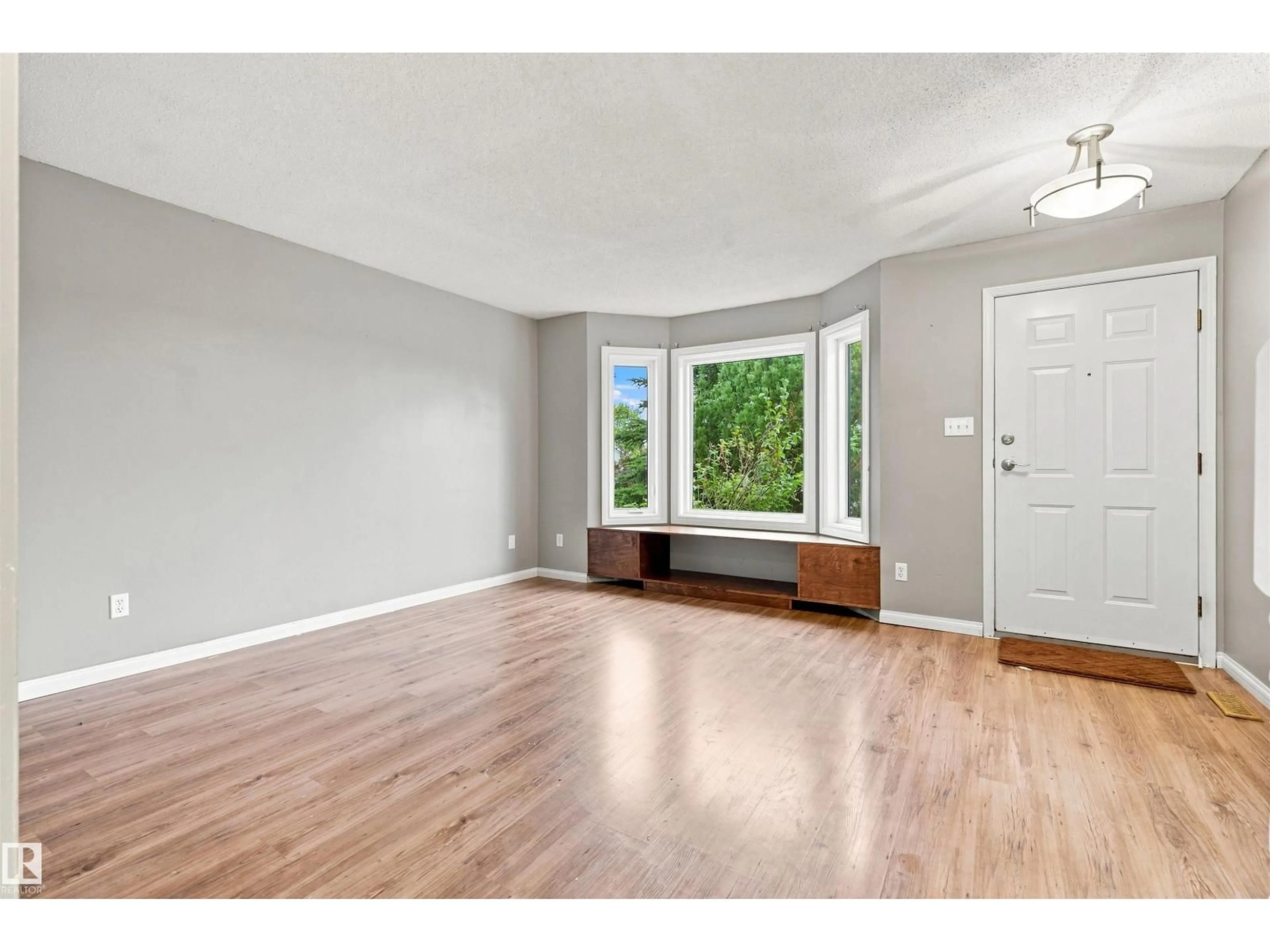 Unknown for 5321 43 ST, Cold Lake Alberta T9M2A3