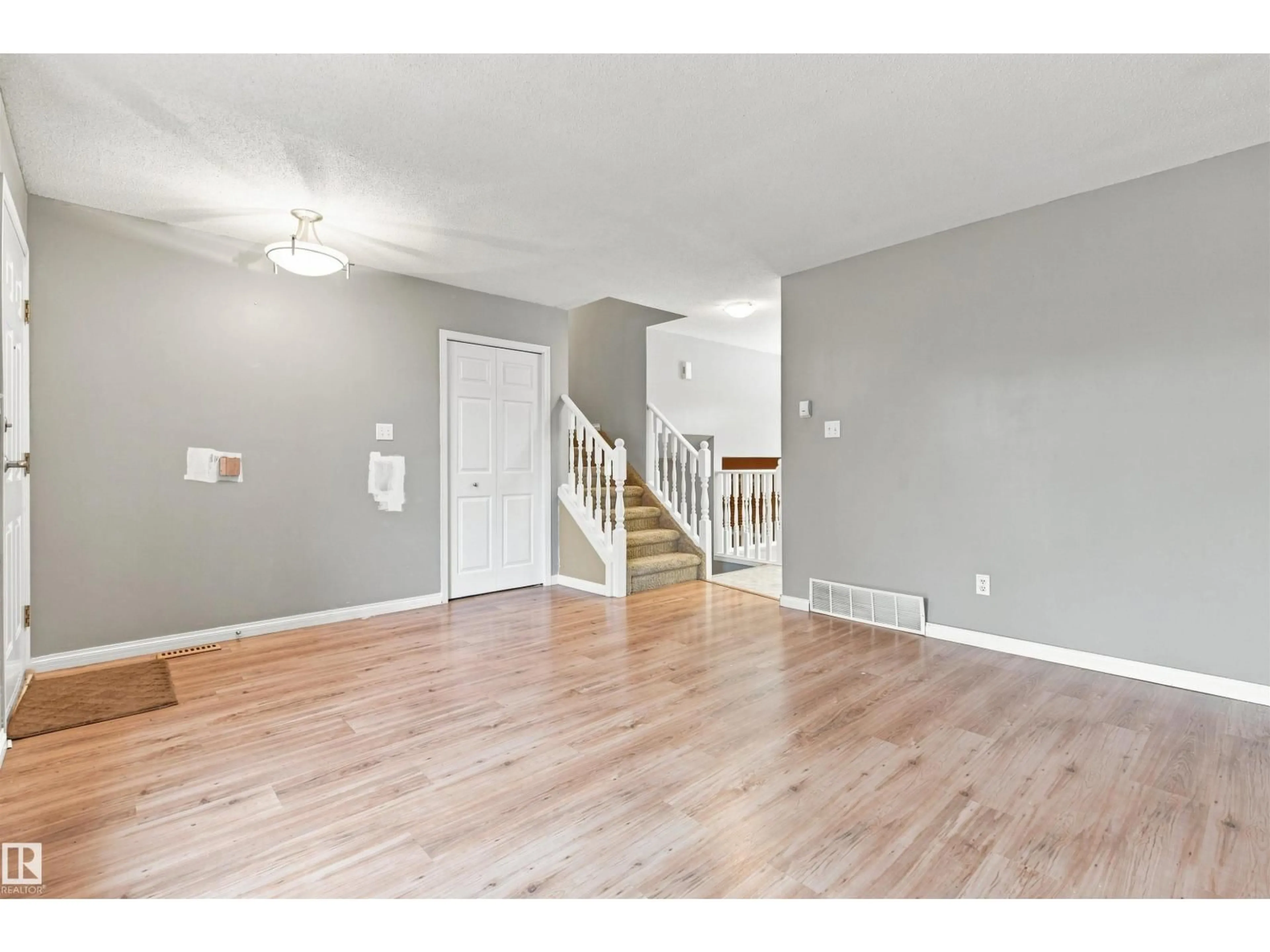 Unknown for 5321 43 ST, Cold Lake Alberta T9M2A3