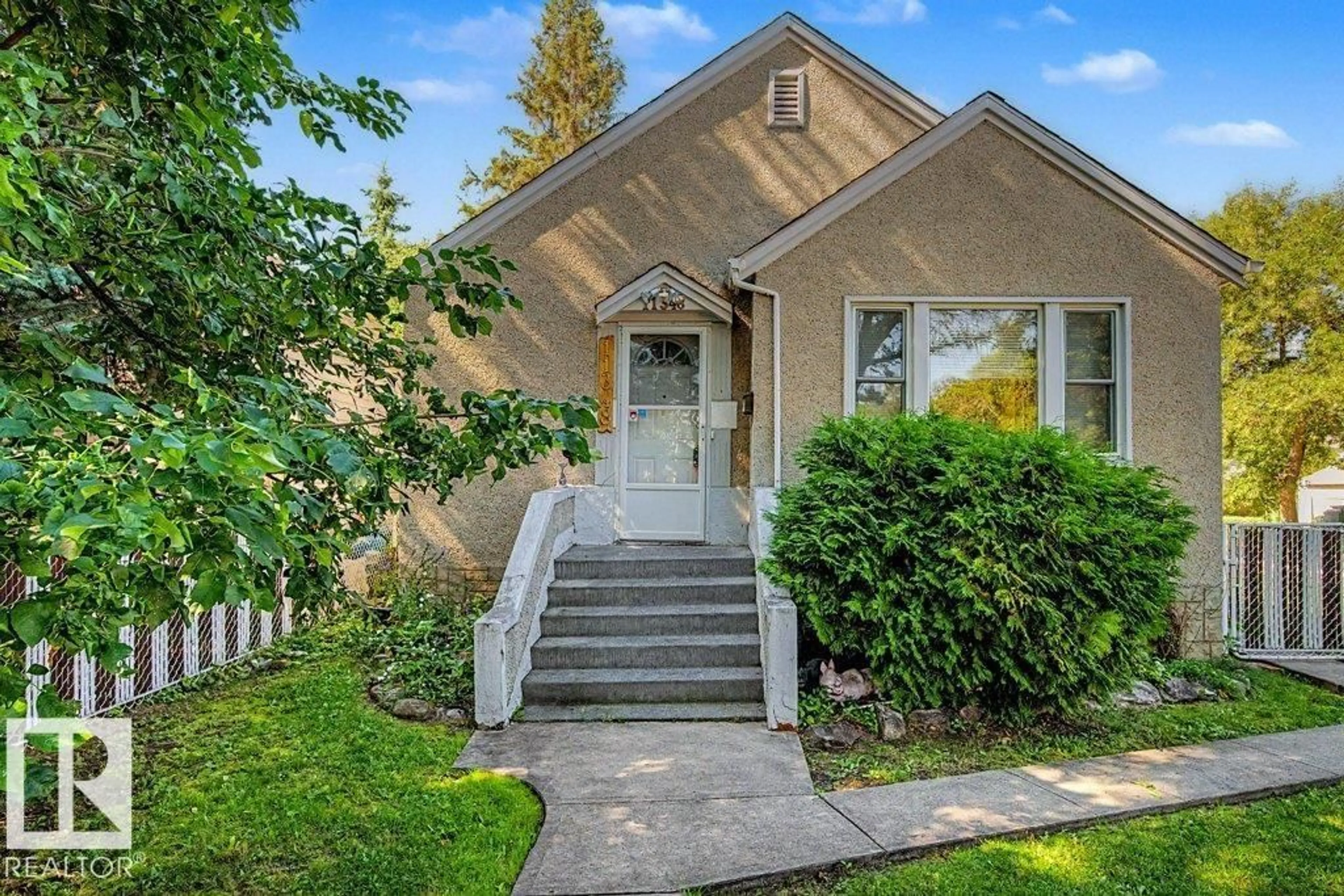 Unknown for NW - 11348 85 ST, Edmonton Alberta T5B3C8