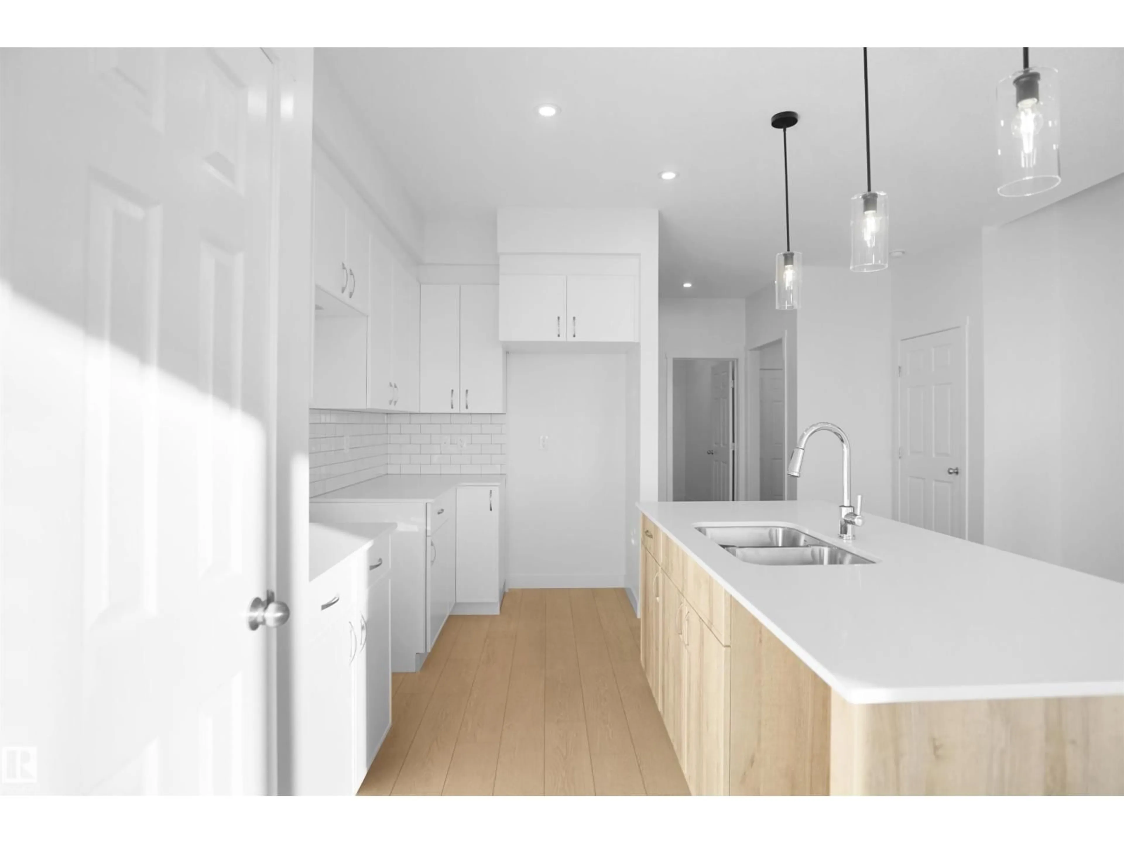 Standard kitchen, unknown for 54 NERINE CR, St. Albert Alberta T8N7Z7
