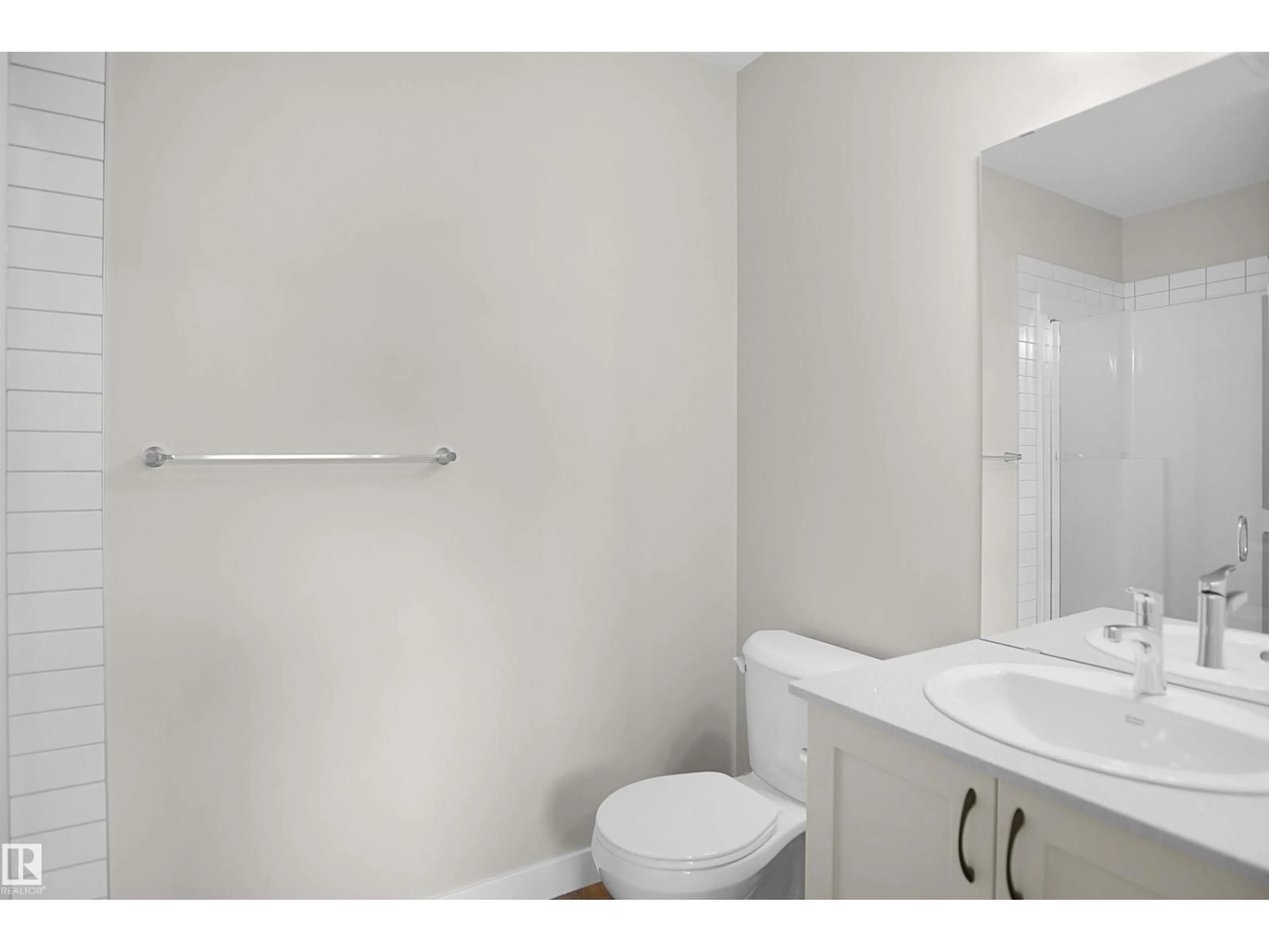 Standard bathroom, unknown for 97 NERINE CR, St. Albert Alberta T8N8C6