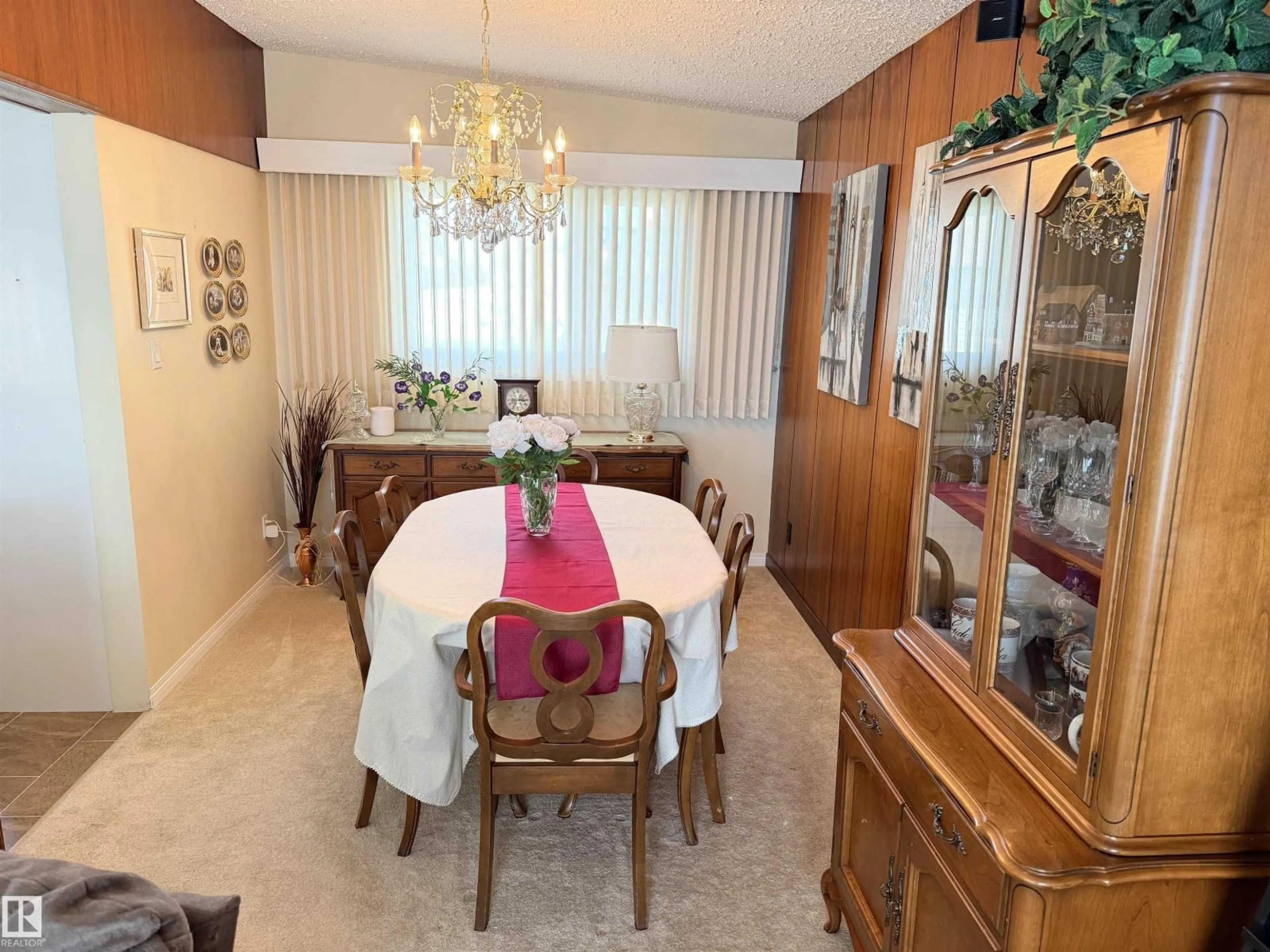 Dining room, wood/laminate floor for 9824 99 ST, Westlock Alberta T7P1Y7