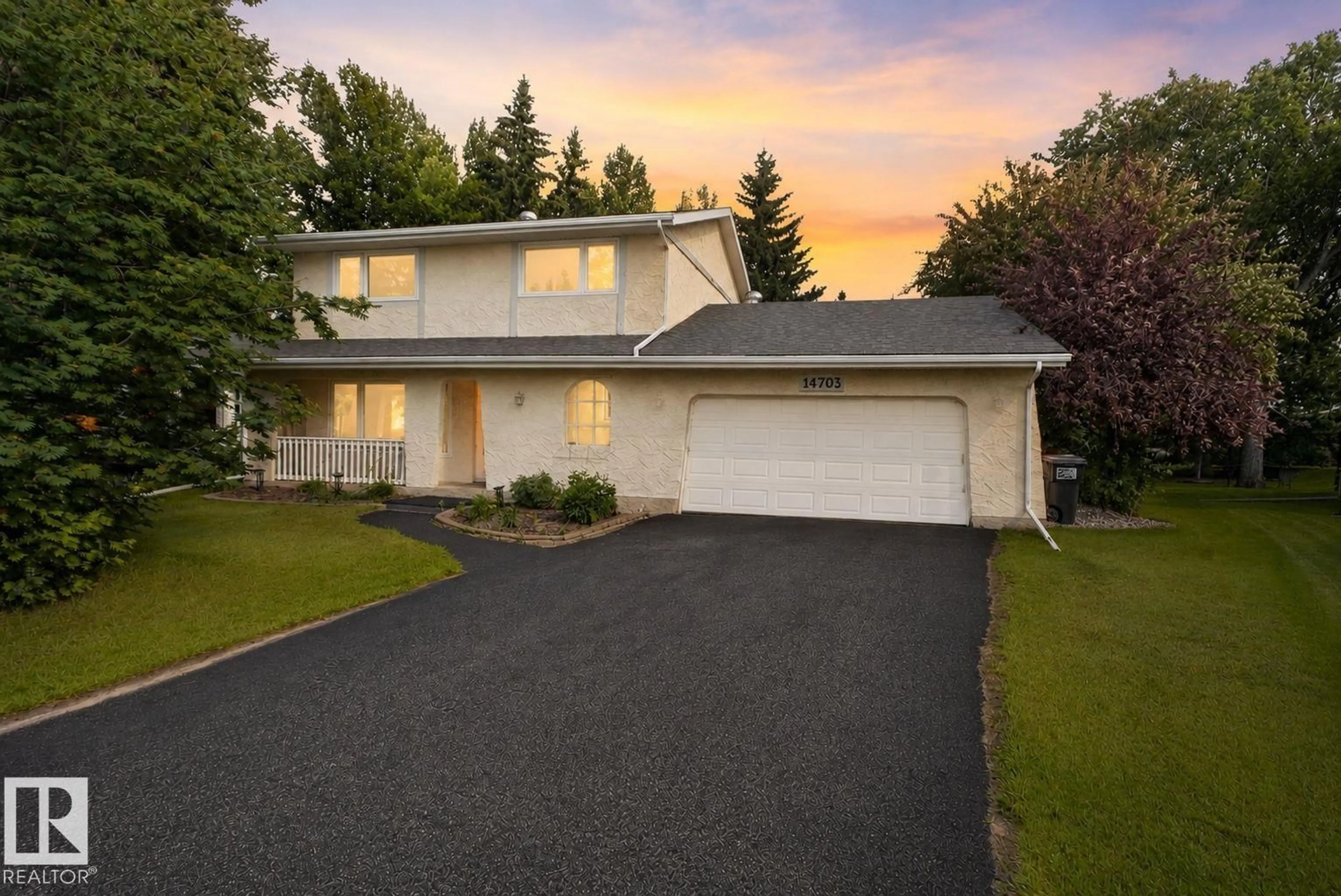 Home with vinyl exterior material, street for 14703 58 AVE, Edmonton Alberta T6H4T3