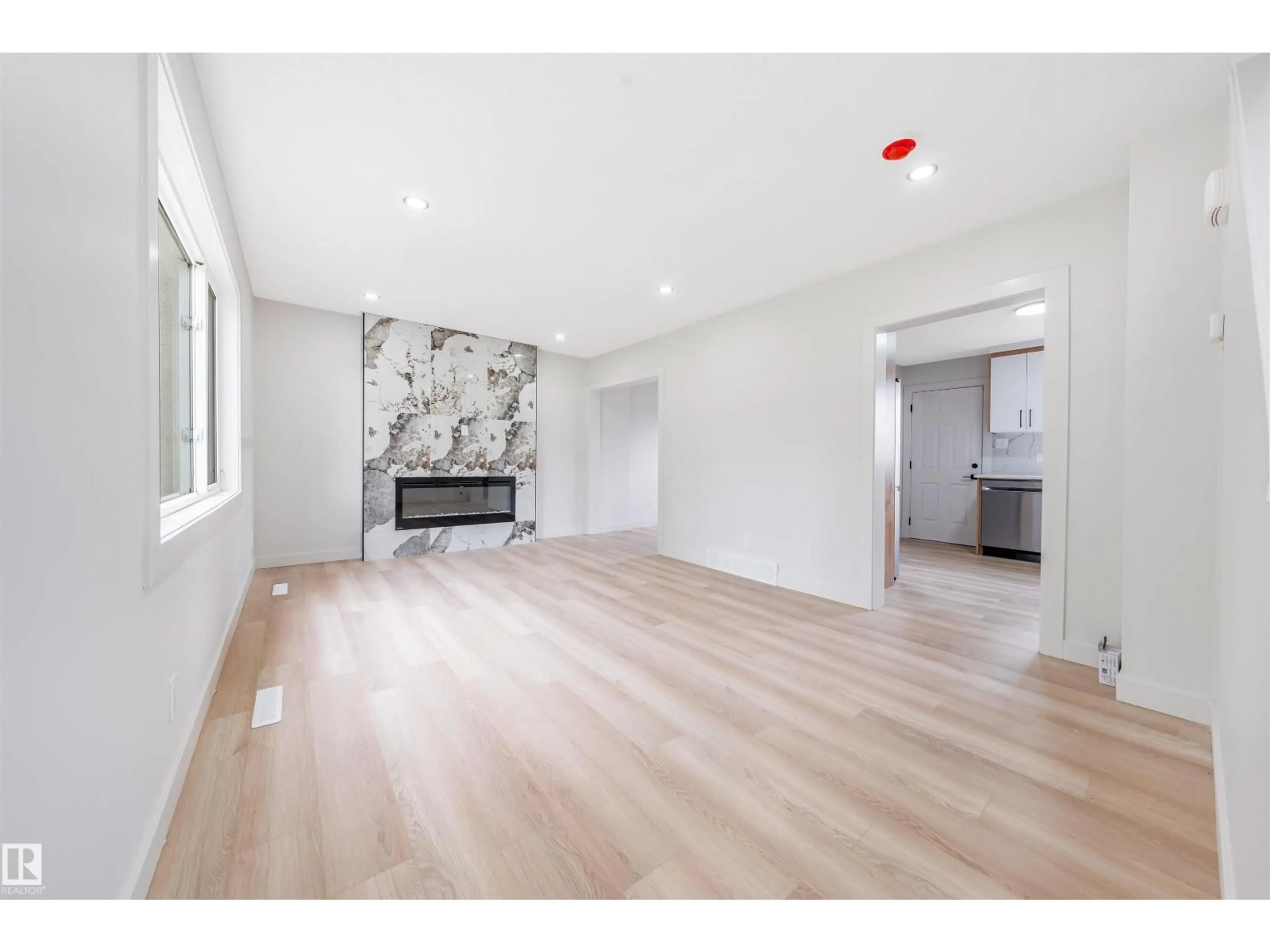 A pic of a room for NW - 13309 89A ST, Edmonton Alberta T5E3L2