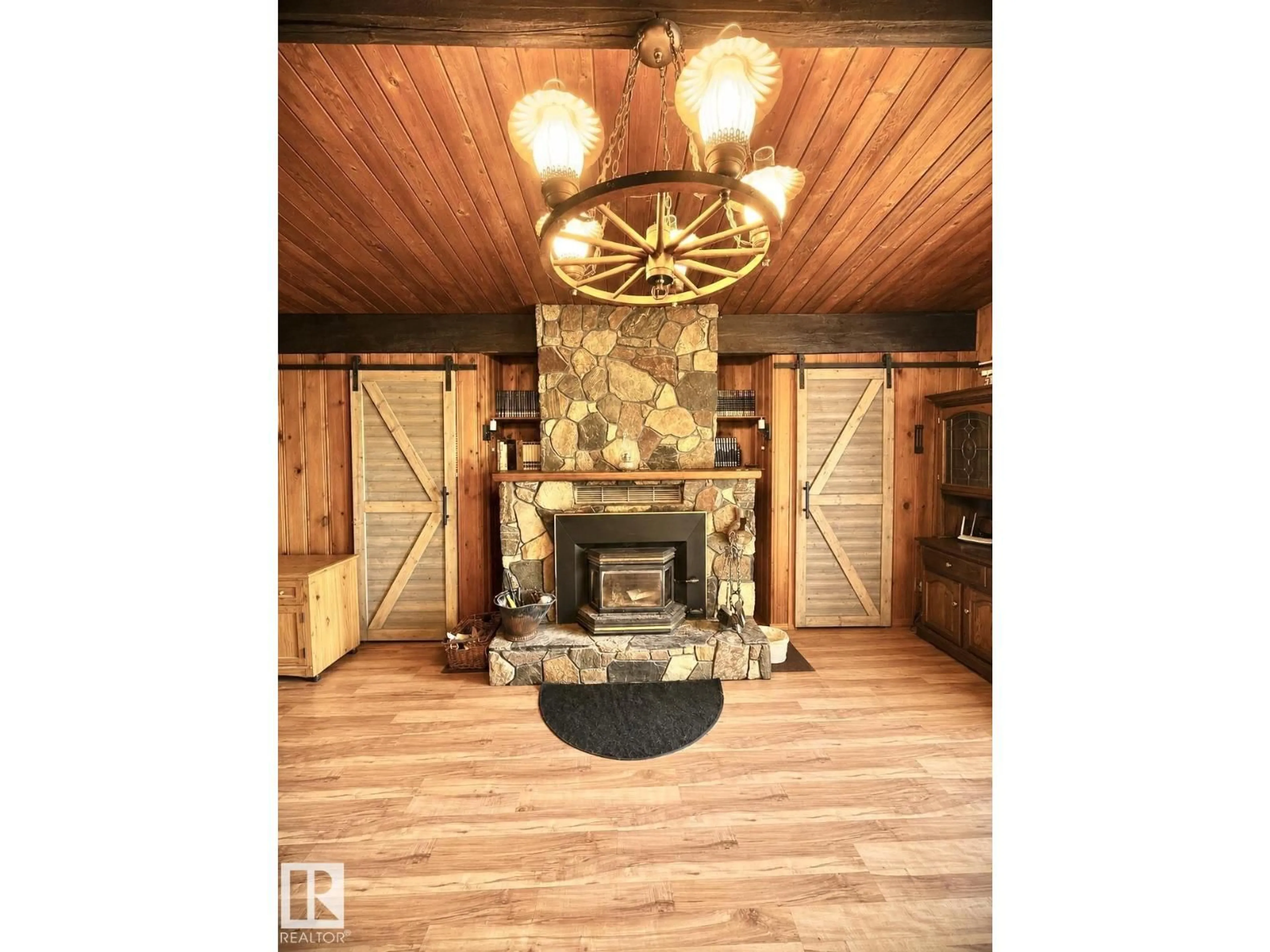 Indoor entryway for 45432C TWP RD 593A, Rural Bonnyville M.D. Alberta T9N2J6