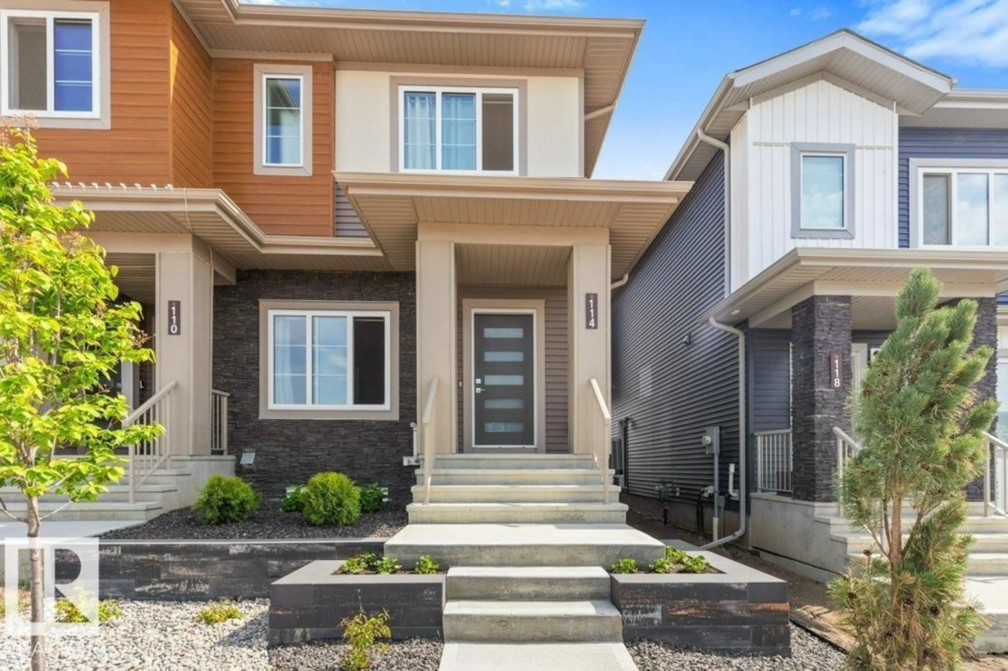 Home with vinyl exterior material, street for 114 CASTILIAN BV, Sherwood Park Alberta T8H3A6