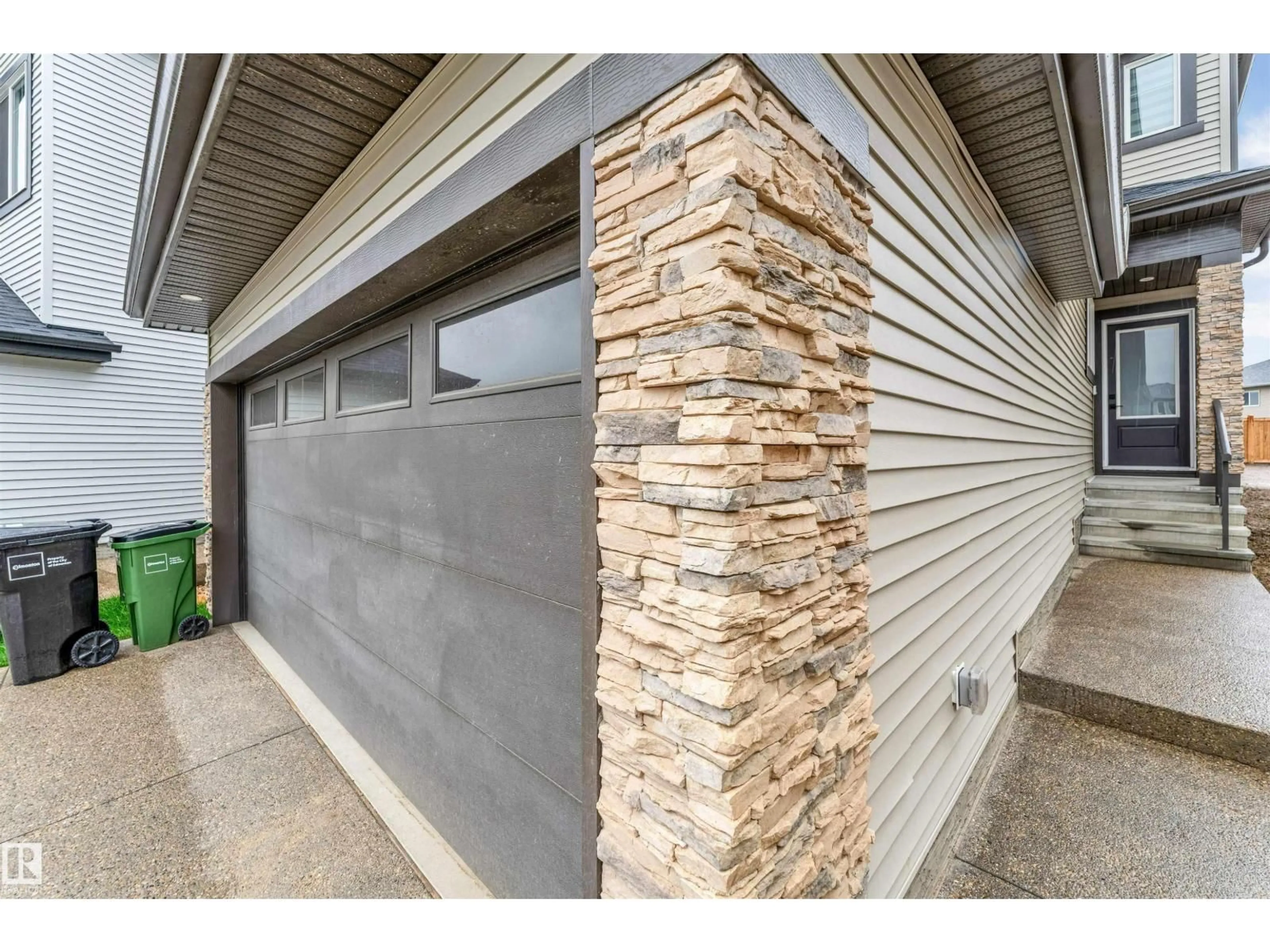 Unknown for 1336 11 AV, Edmonton Alberta T6T2W4