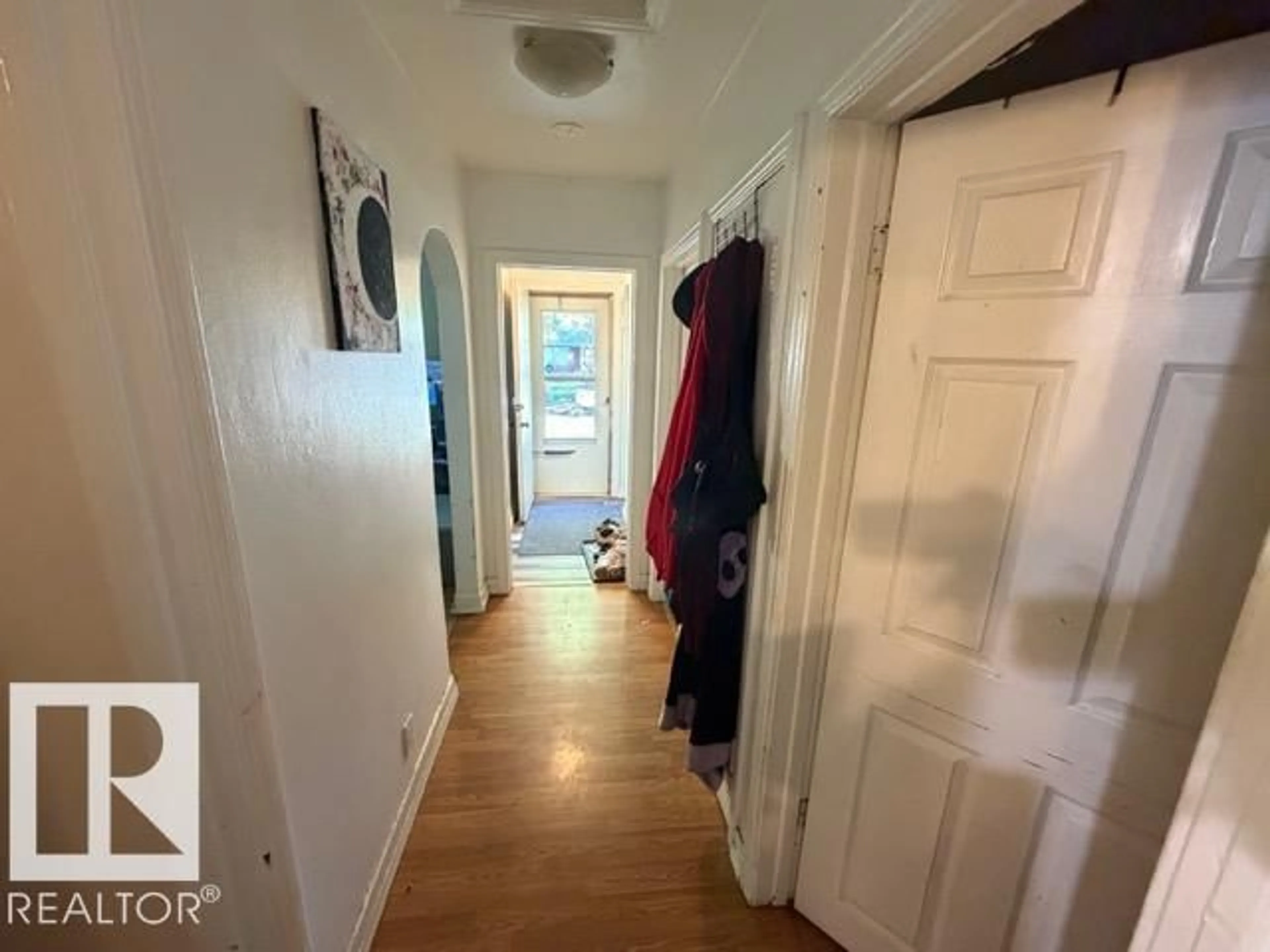 A pic of a room for NW - 12245 81 ST, Edmonton Alberta T5B2T2