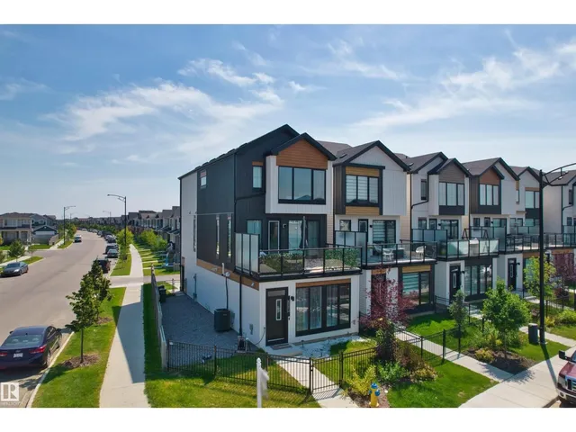 8047 227 ST, Edmonton 2