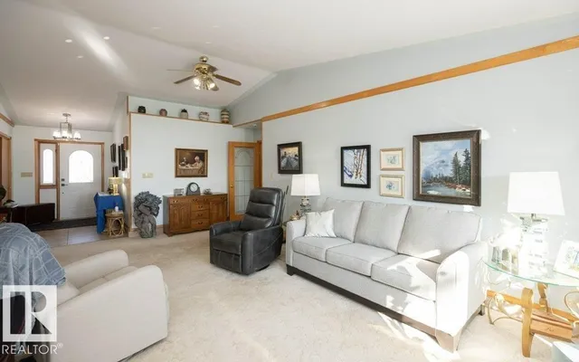 11007 108 AV, Westlock 5