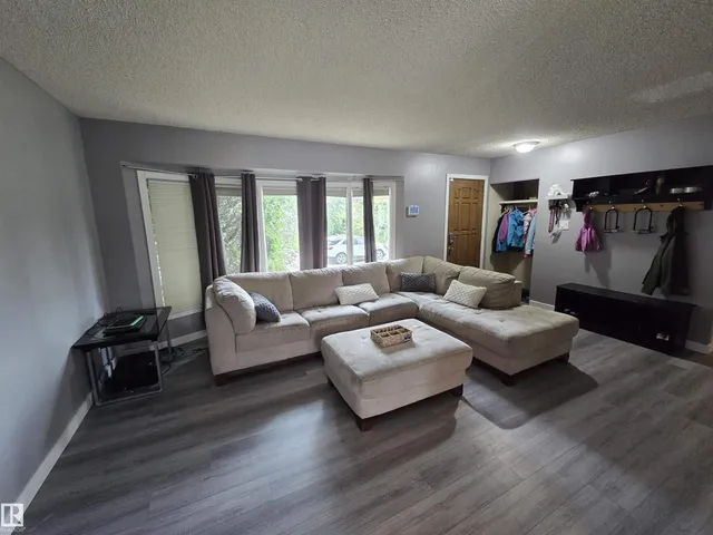 33 ATHAPASKAN DR, Leduc 4
