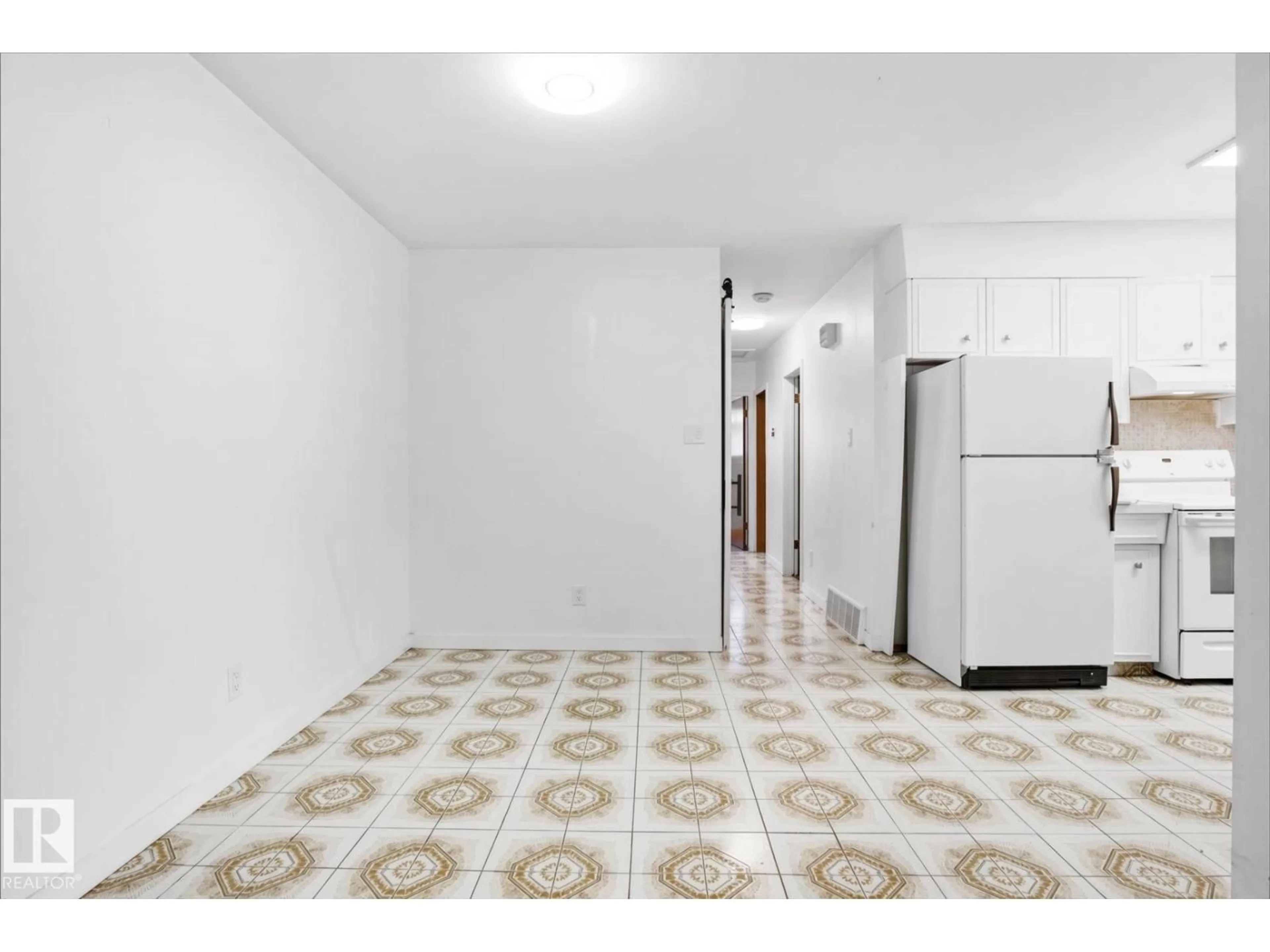Unknown for NW - 13235 82 ST, Edmonton Alberta T5E2T9