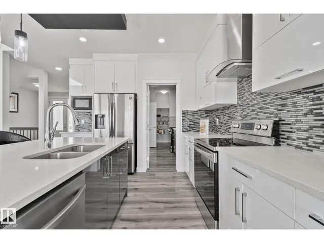334 ASTON CL, Leduc 3