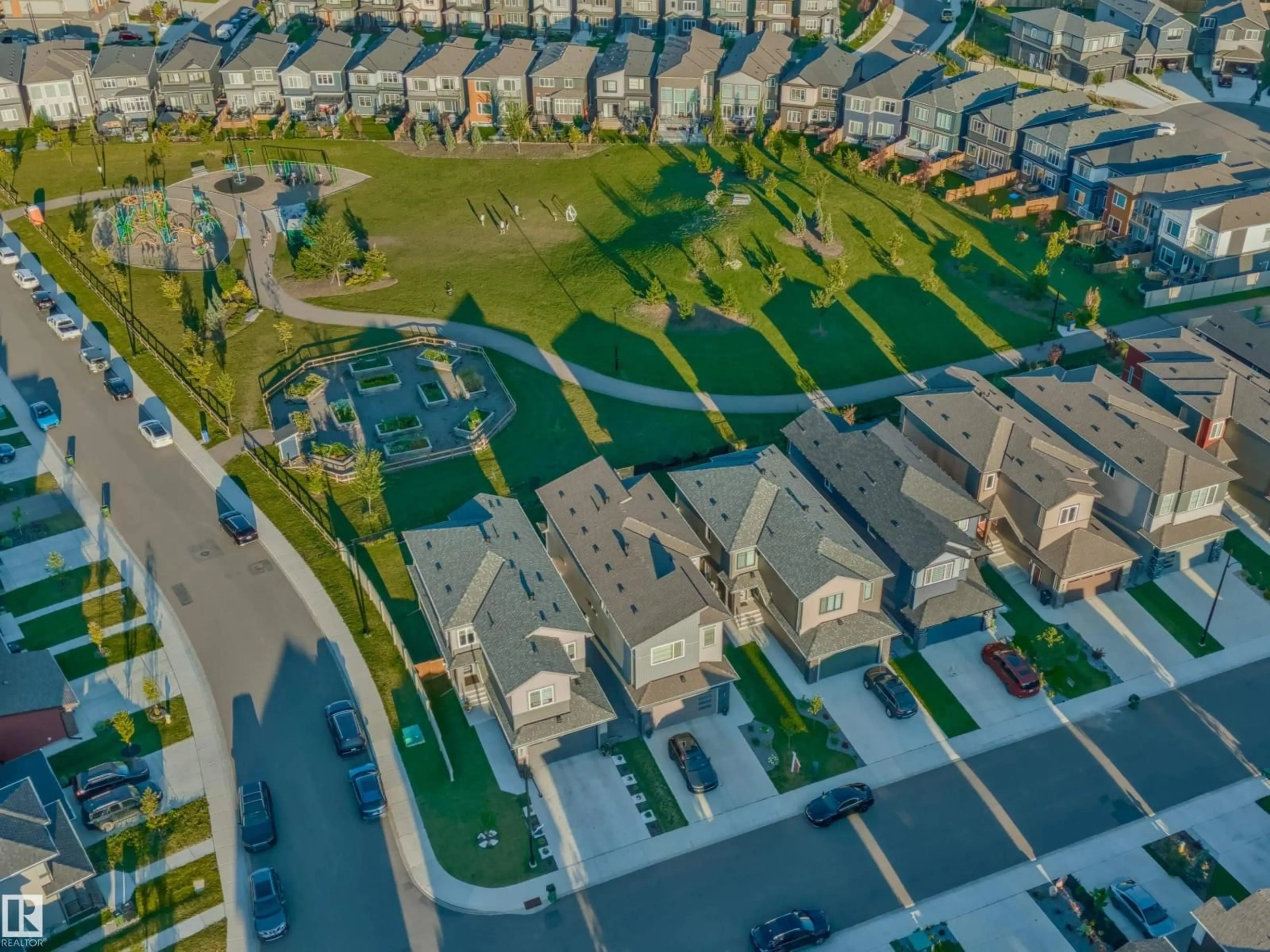 A pic from outside/outdoor area/front of a property/back of a property/a pic from drone, street for 1367 SISKIN WD, Edmonton Alberta T5S0R3