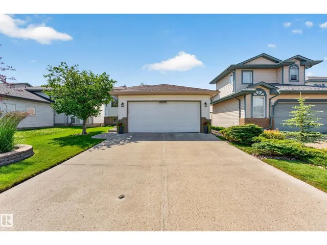 8329 171A AV, Edmonton 5