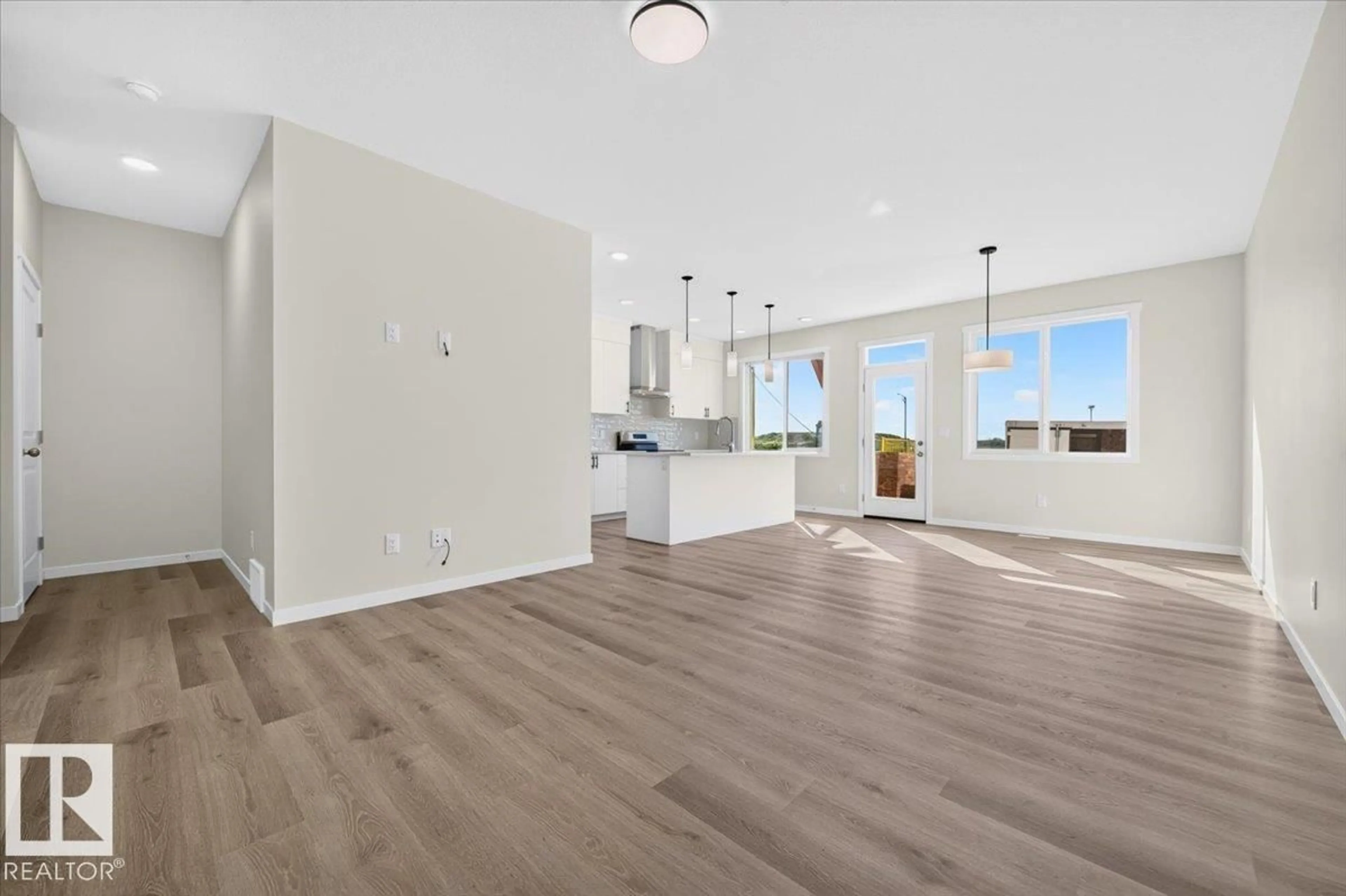 A pic of a room for 17916 63 ST, Edmonton Alberta T5Y4L9
