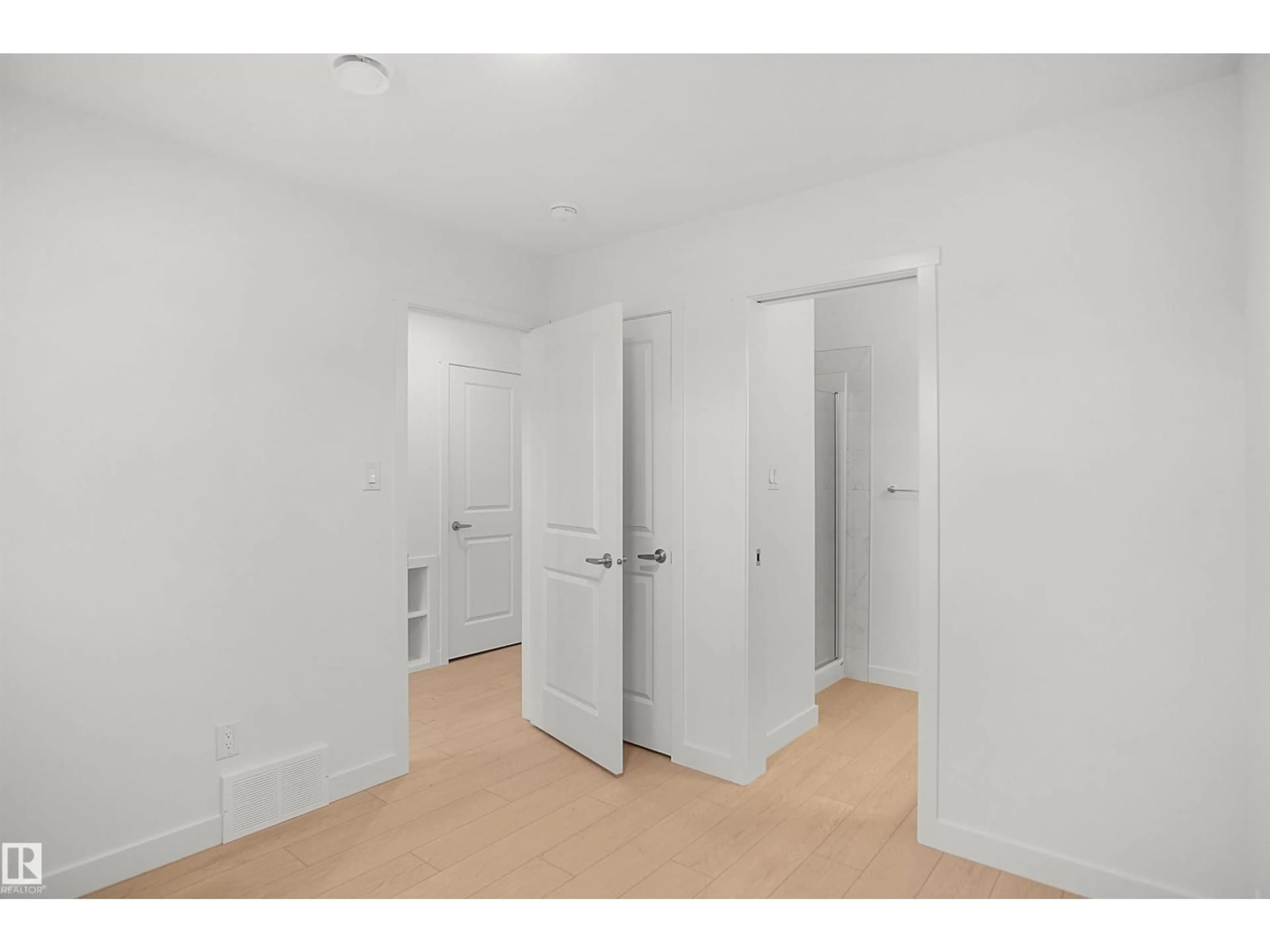 A pic of a room for 13131 214 ST, Edmonton Alberta T5S0T7