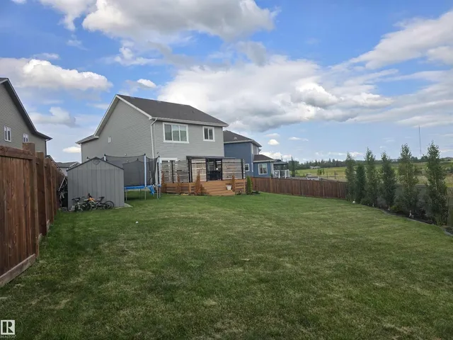1239 24 AV, Edmonton 2