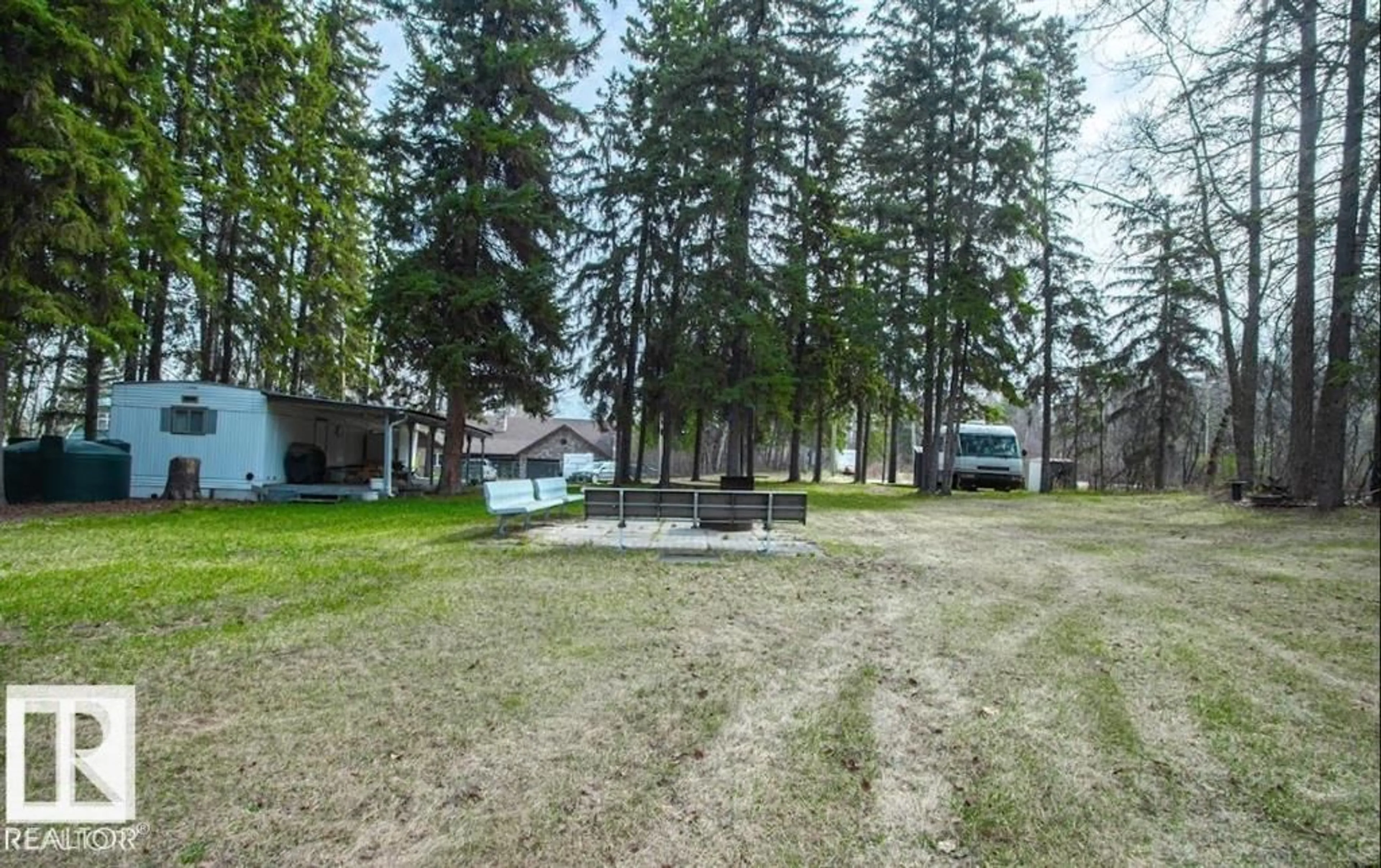 A pic from outside/outdoor area/front of a property/back of a property/a pic from drone, unknown for #314 & 315 - 55230 RGE RD 10, Rural Sturgeon County Alberta T8R0K4
