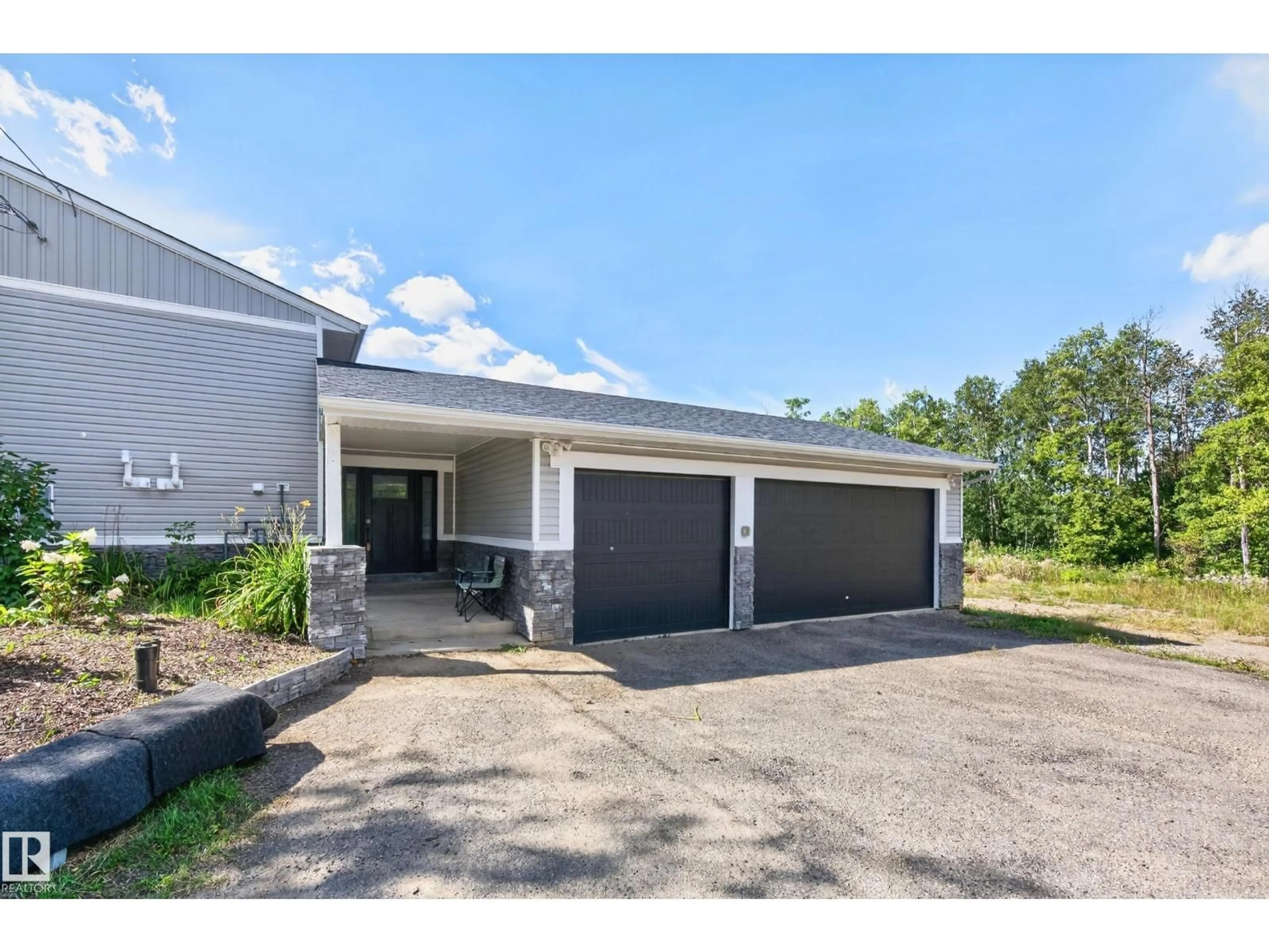 Unknown for 52471 - 170 RGE ROAD 223 RGE ROAD, Rural Strathcona County Alberta T8A4P9