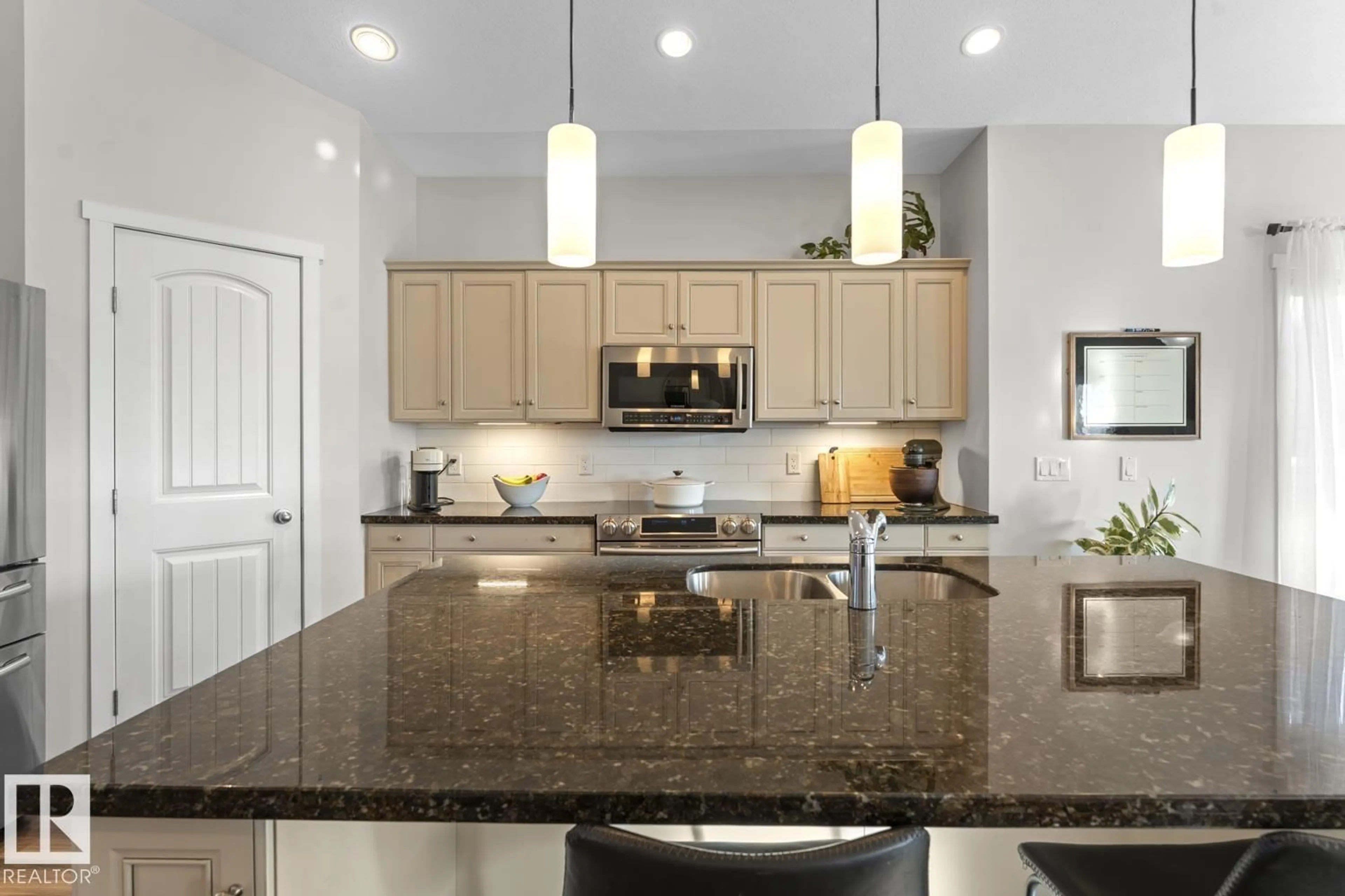 Contemporary kitchen, ceramic/tile floor for 4507 WORTHINGTON, Cold Lake Alberta T9M0J4