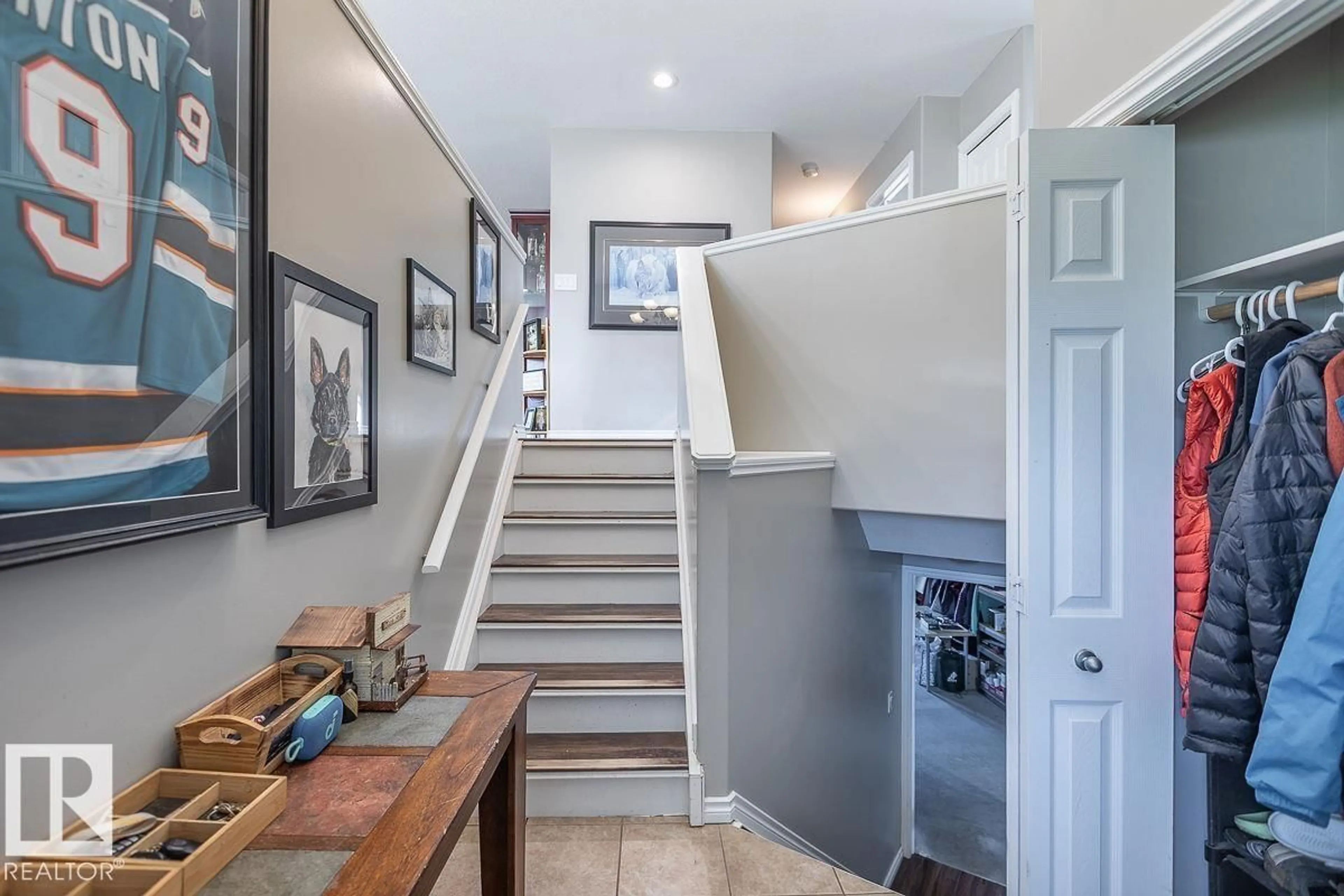 Stairs for 2 WOODS PL, Leduc Alberta T9E8T1