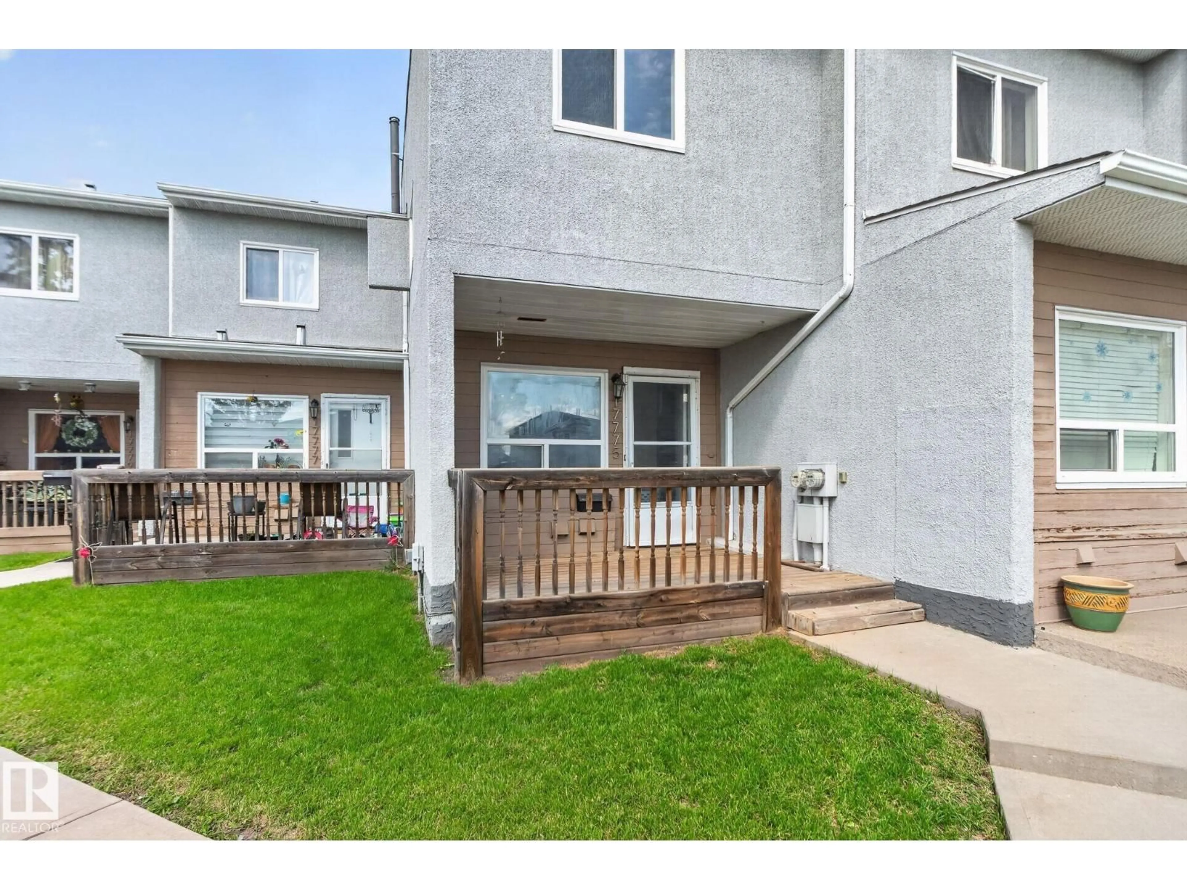 Patio, street for NW - 17775 95 ST, Edmonton Alberta T5Z2E3