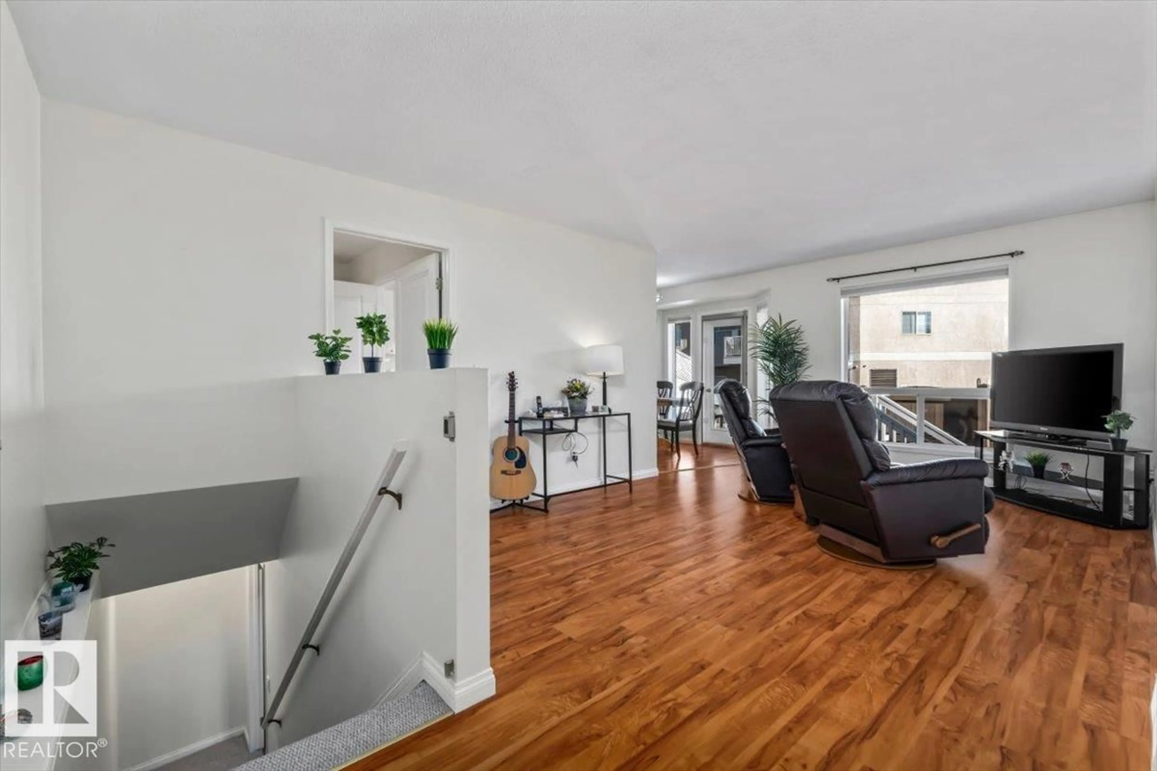 Living room with furniture, unknown for 13320 - 92 124 ST, Edmonton Alberta T5L5B7