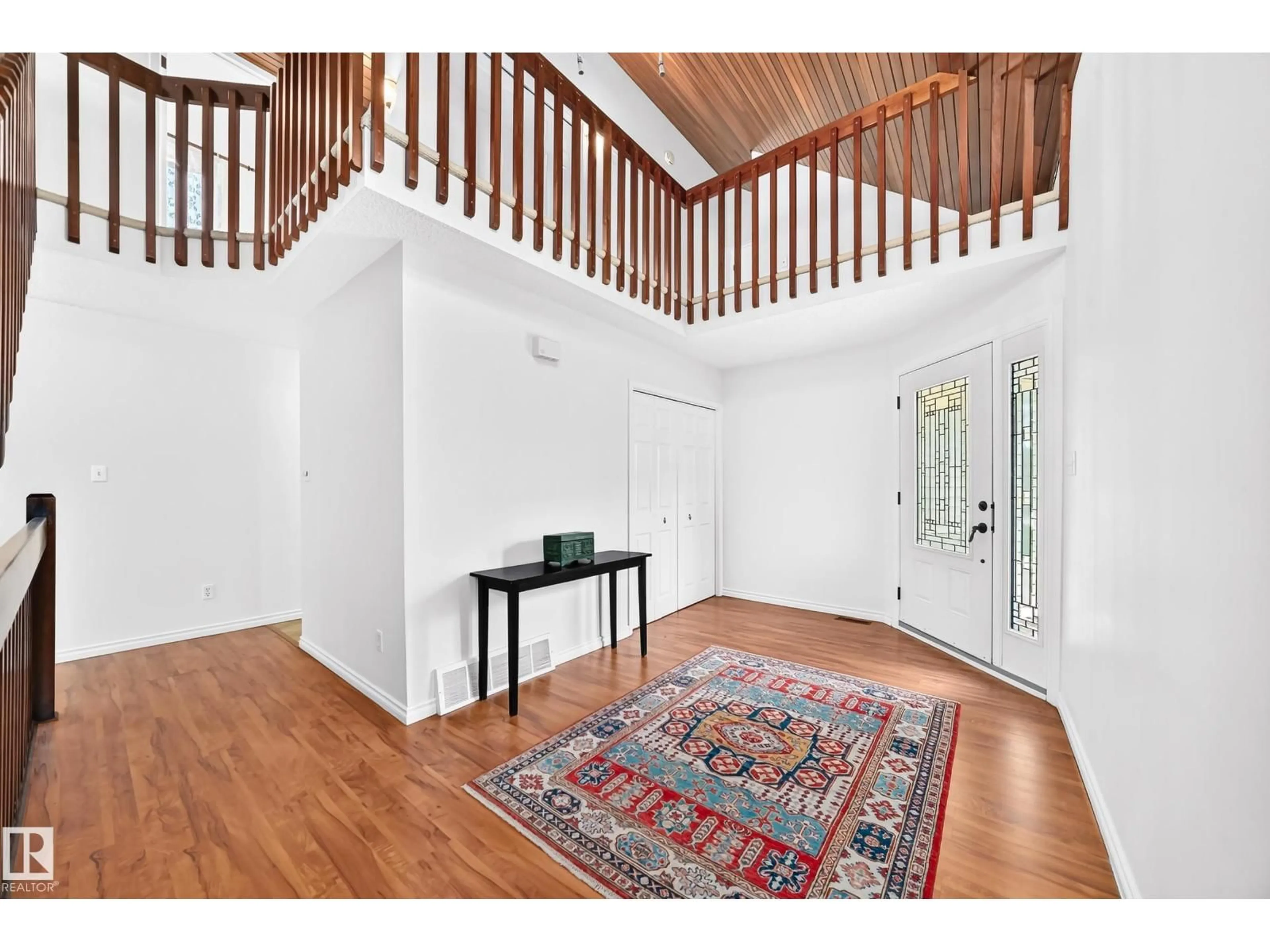 Indoor foyer for NW - 8224 186 ST, Edmonton Alberta T5T1H4