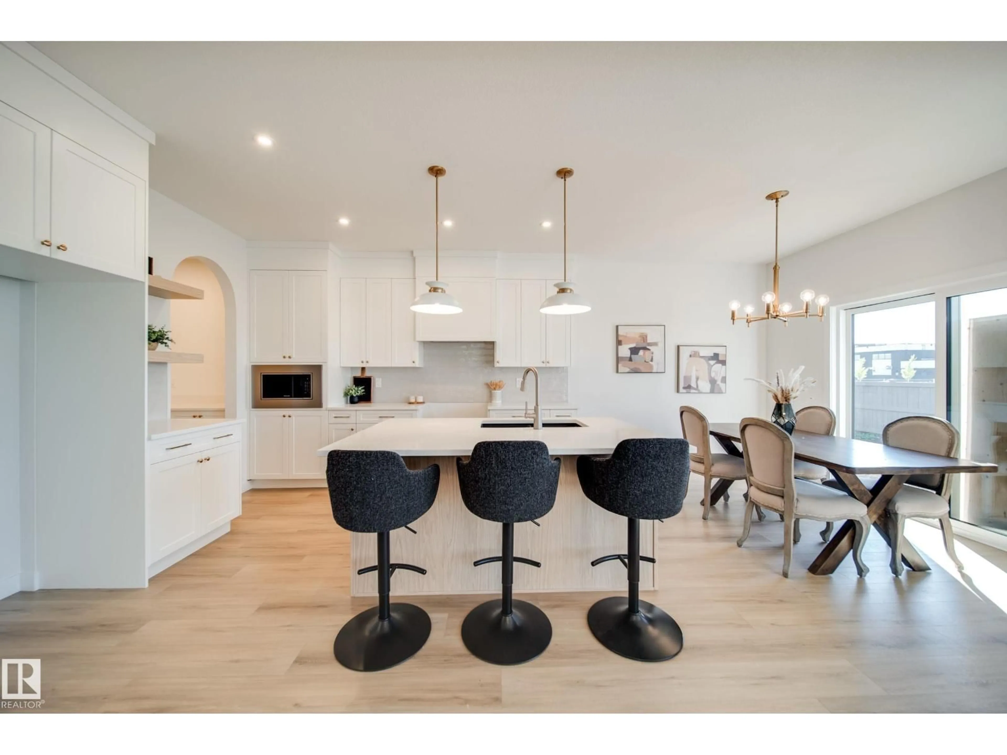 Open concept kitchen, wood/laminate floor for 77 CHARTRES CL, St. Albert Alberta T8T2E1