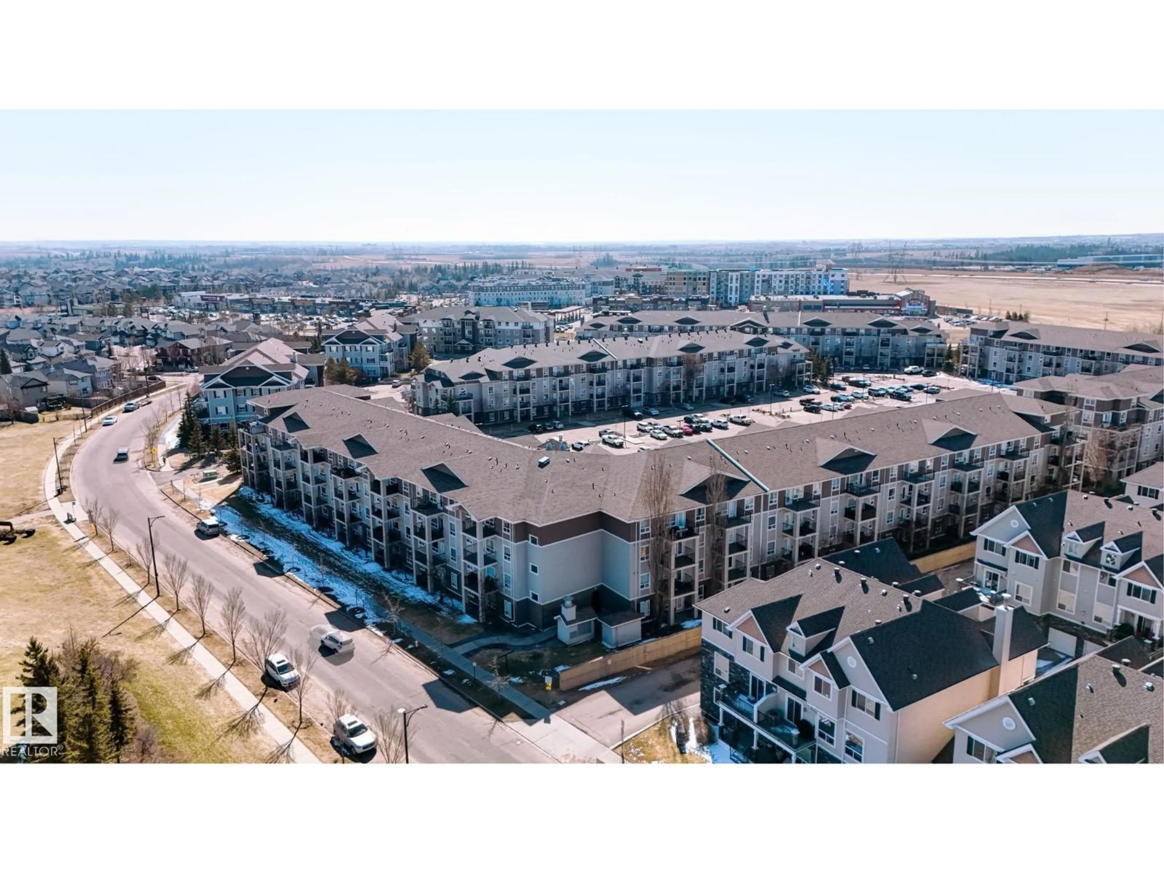 A pic from outside/outdoor area/front of a property/back of a property/a pic from drone, unknown for 7327 - 7226 SOUTH TERWILLEGAR DR, Edmonton Alberta T6R0L8