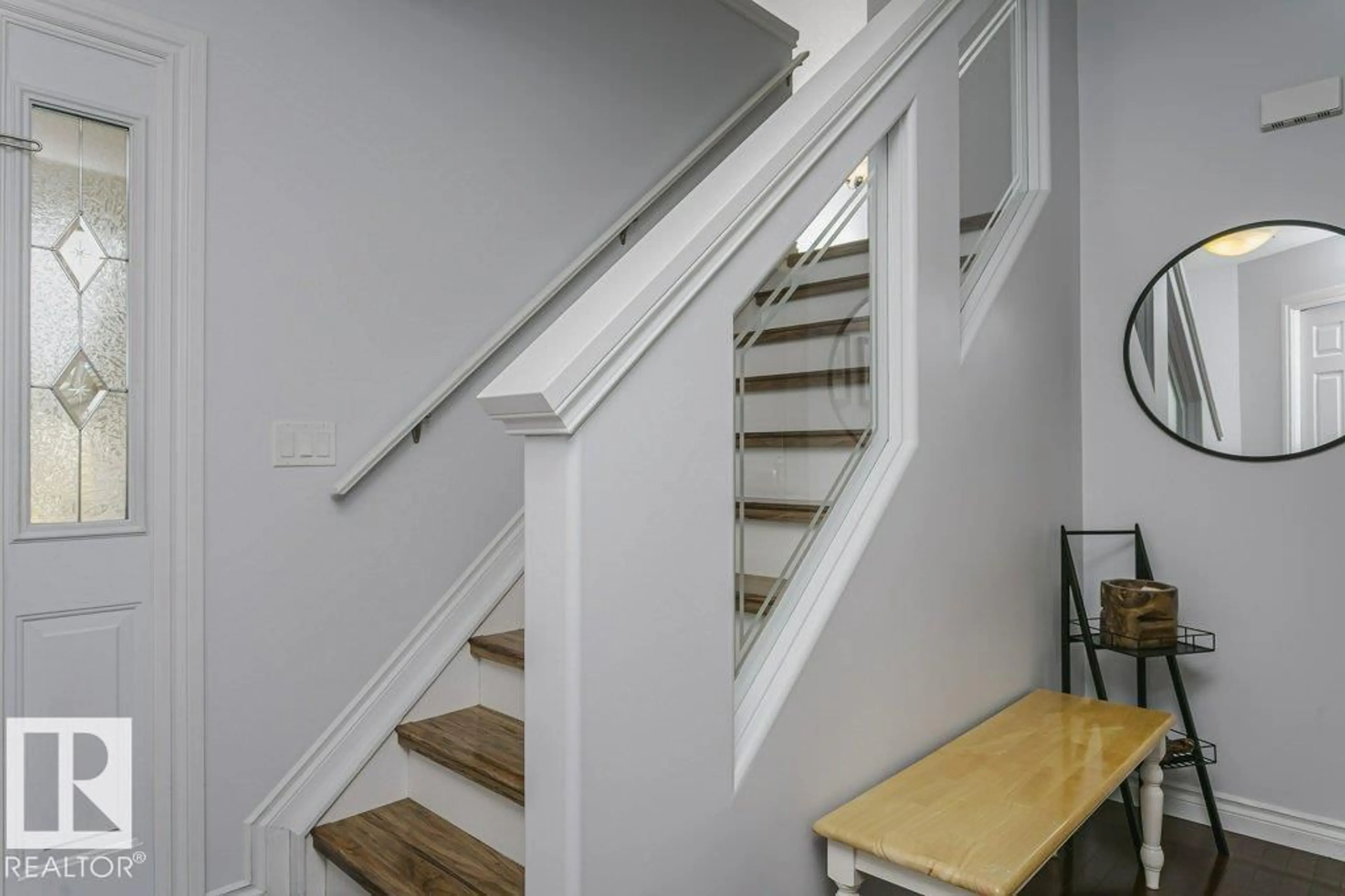 Stairs for 8207 96 ST, Morinville Alberta T8R1W2