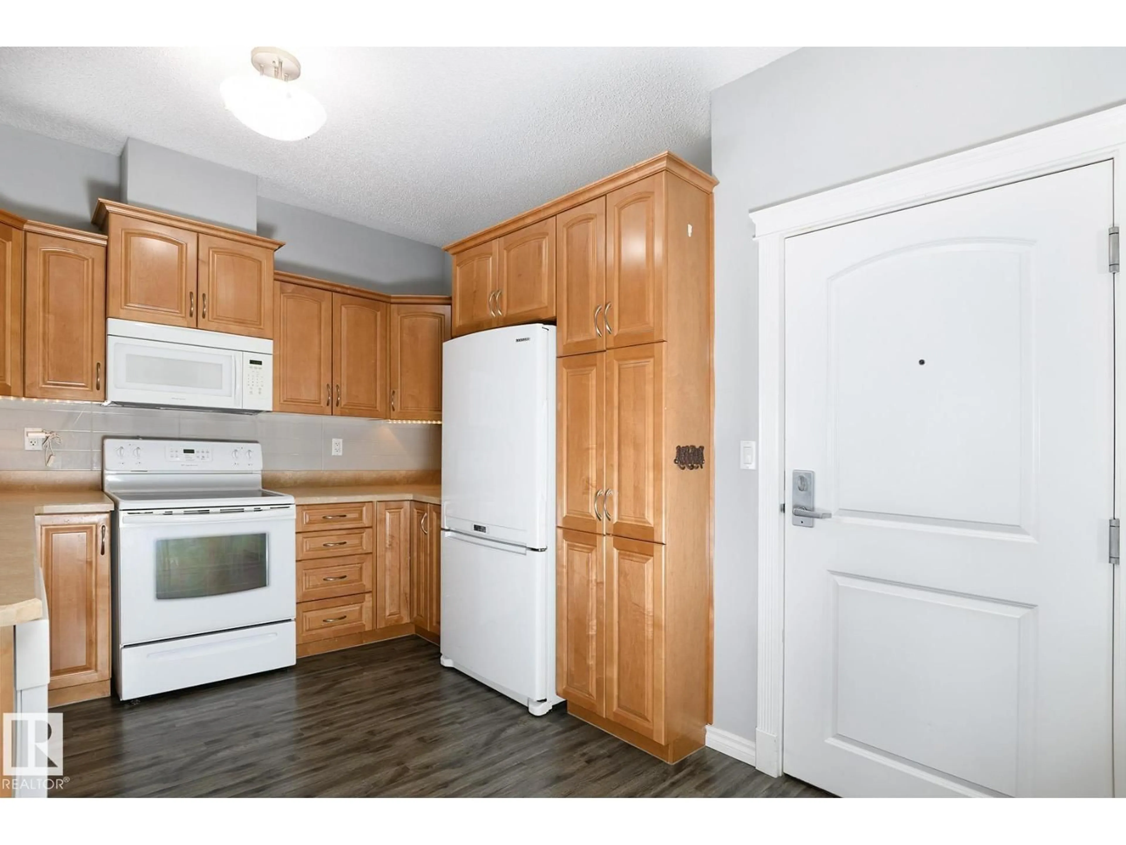 Standard kitchen, wood/laminate floor for #314 - 9820 165 ST, Edmonton Alberta T5P0N3