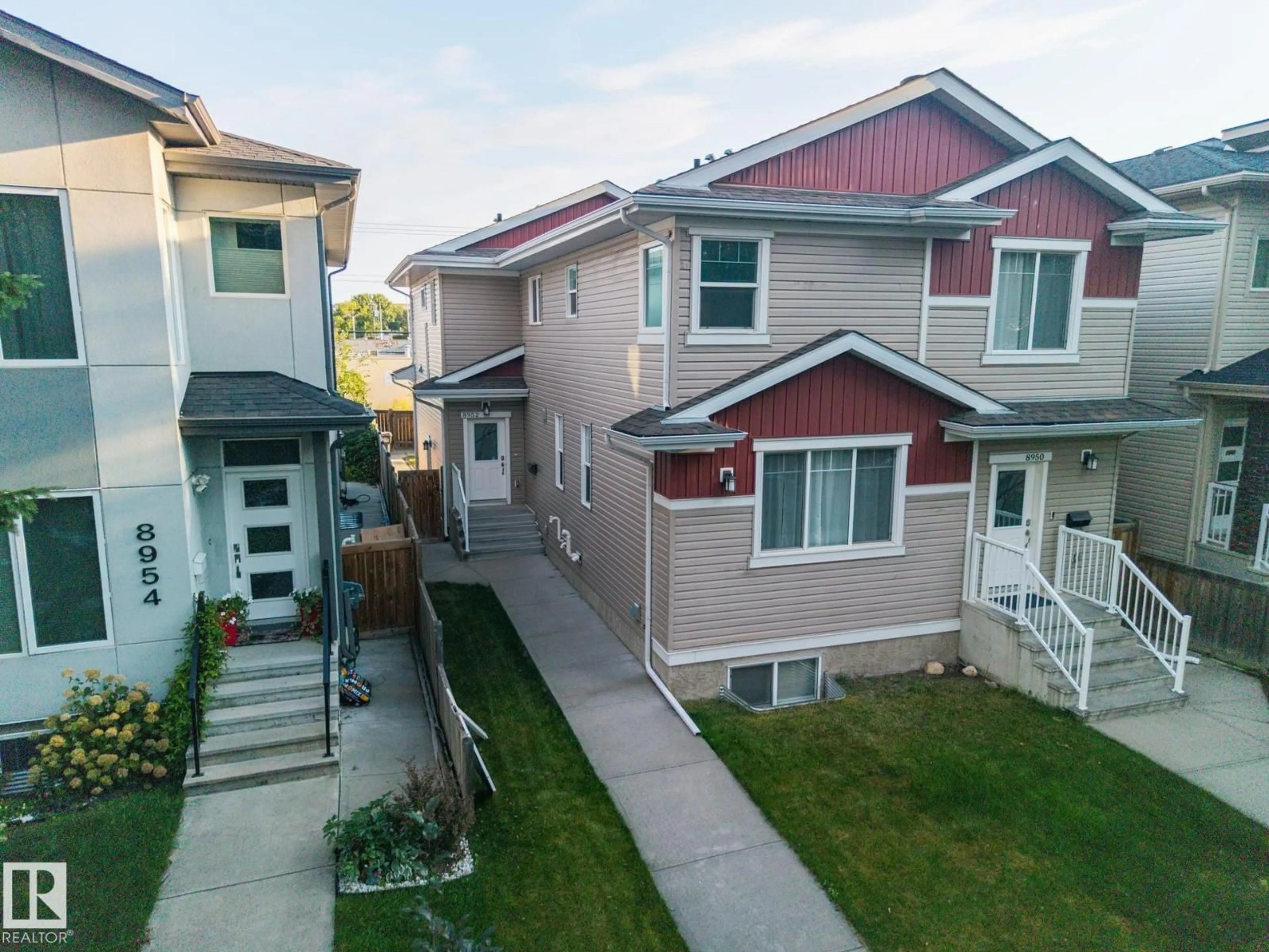 A pic from outside/outdoor area/front of a property/back of a property/a pic from drone, street for 8952 81 AV, Edmonton Alberta T6C0W8