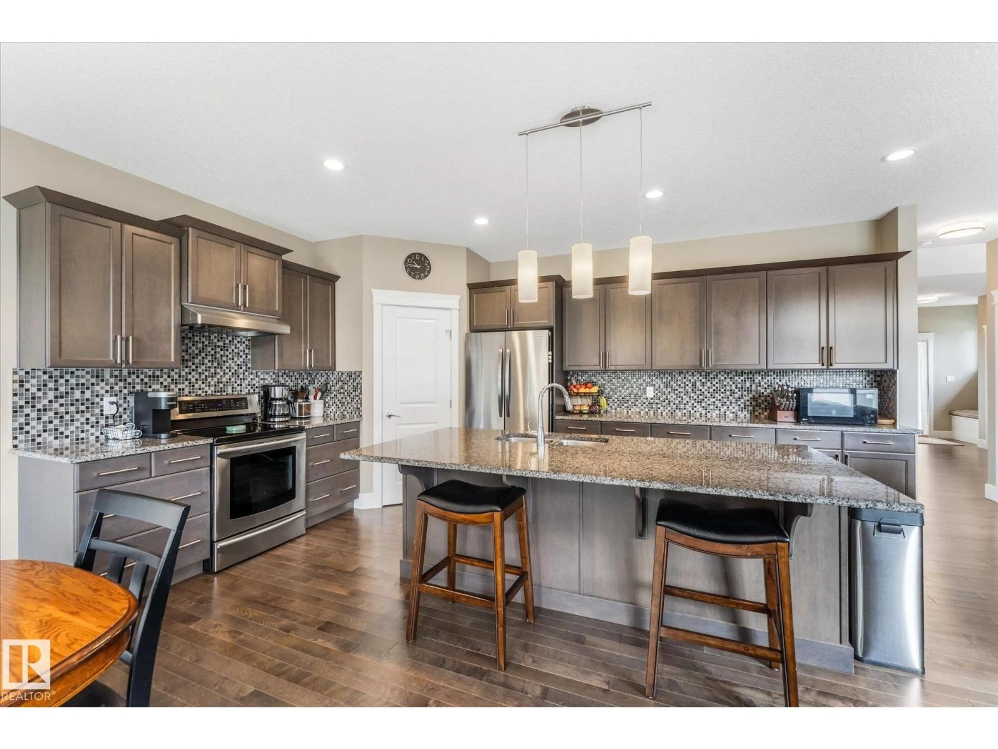 Open concept kitchen, unknown for 5749 56A ST, Beaumont Alberta T4X0G1