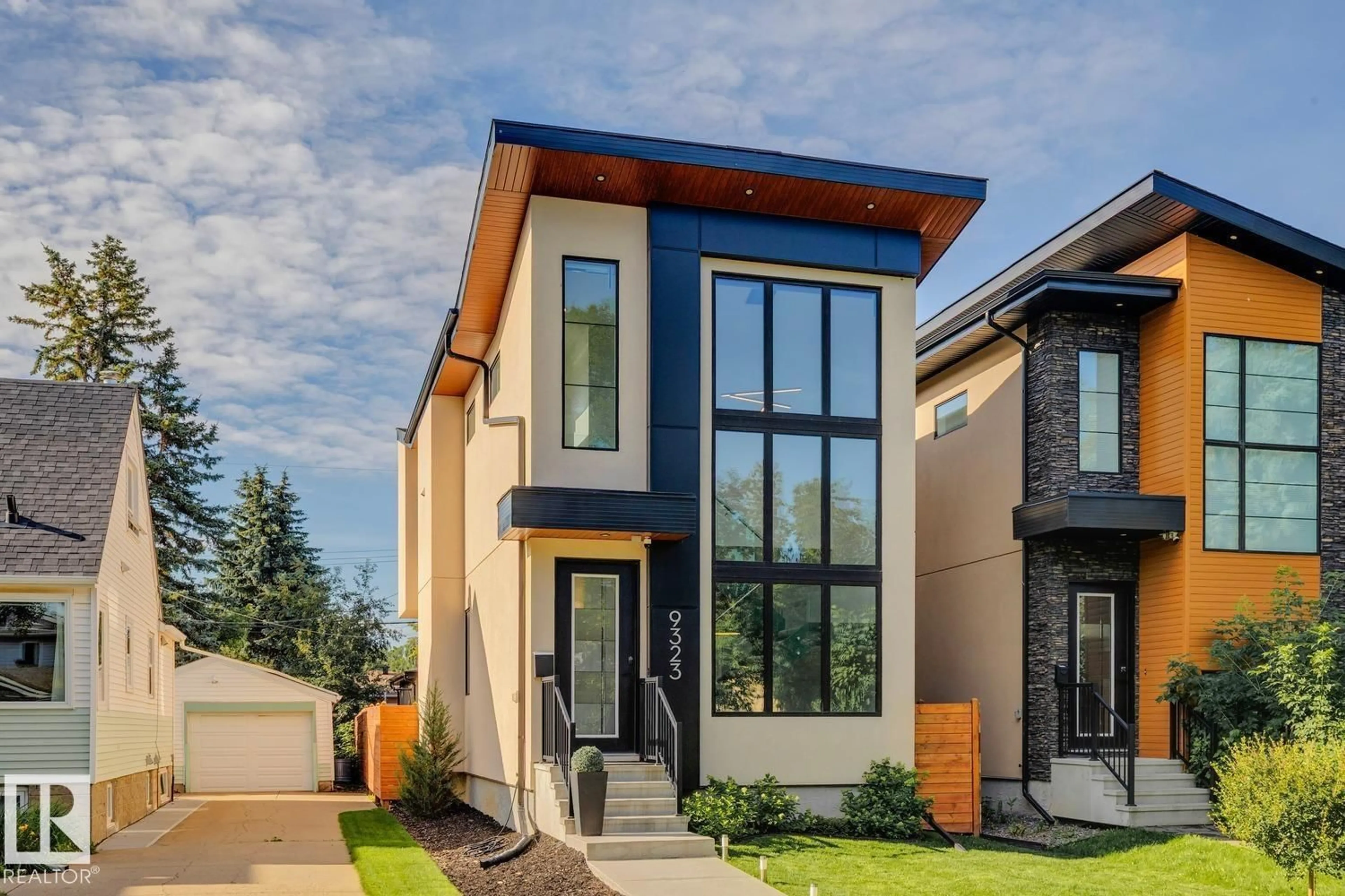Home with brick exterior material, street for 9323 75 AV, Edmonton Alberta T6E1H3