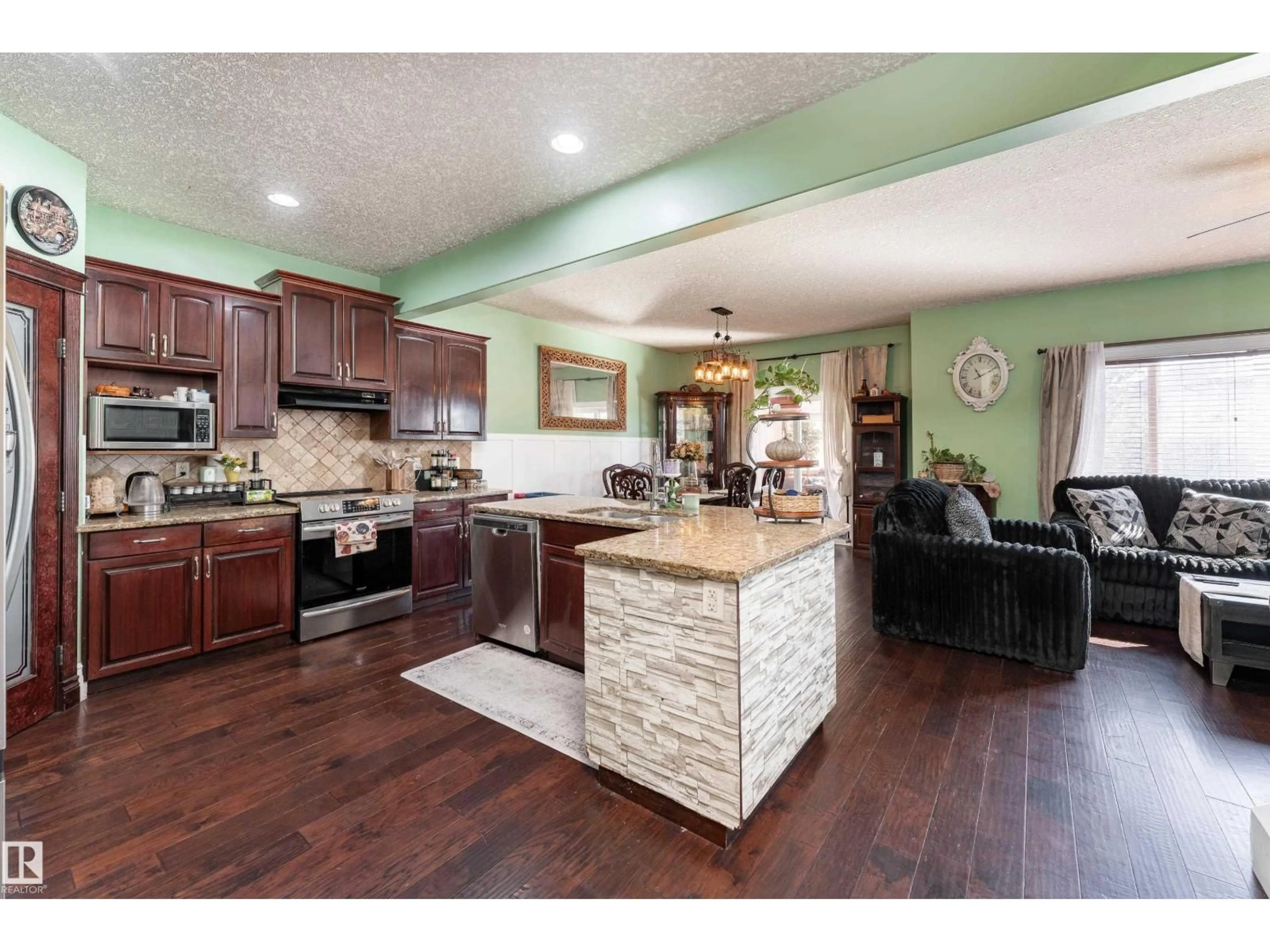 Open concept kitchen, unknown for 16613 58A ST NW, Edmonton Alberta T5Y0J3