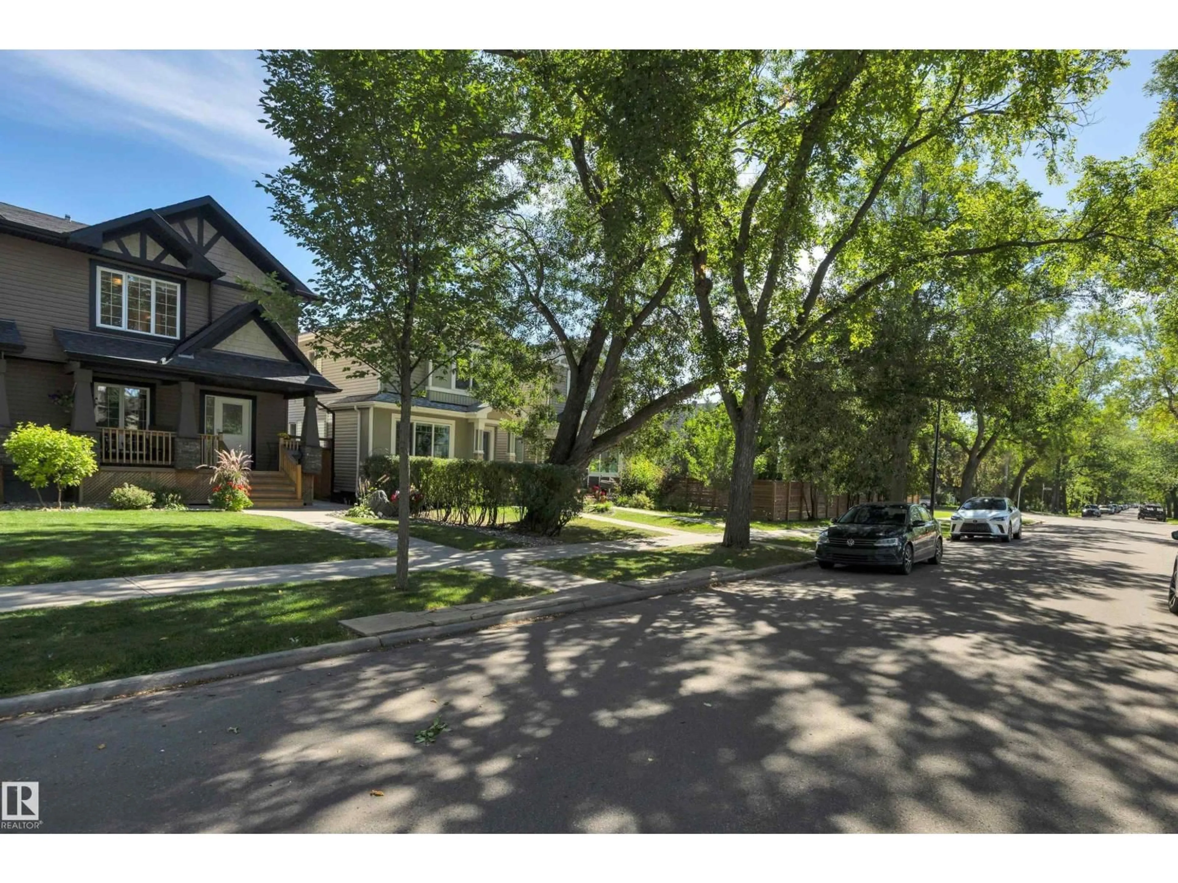 A pic from outside/outdoor area/front of a property/back of a property/a pic from drone, street for NW - 11317 123 ST, Edmonton Alberta T5M0G1