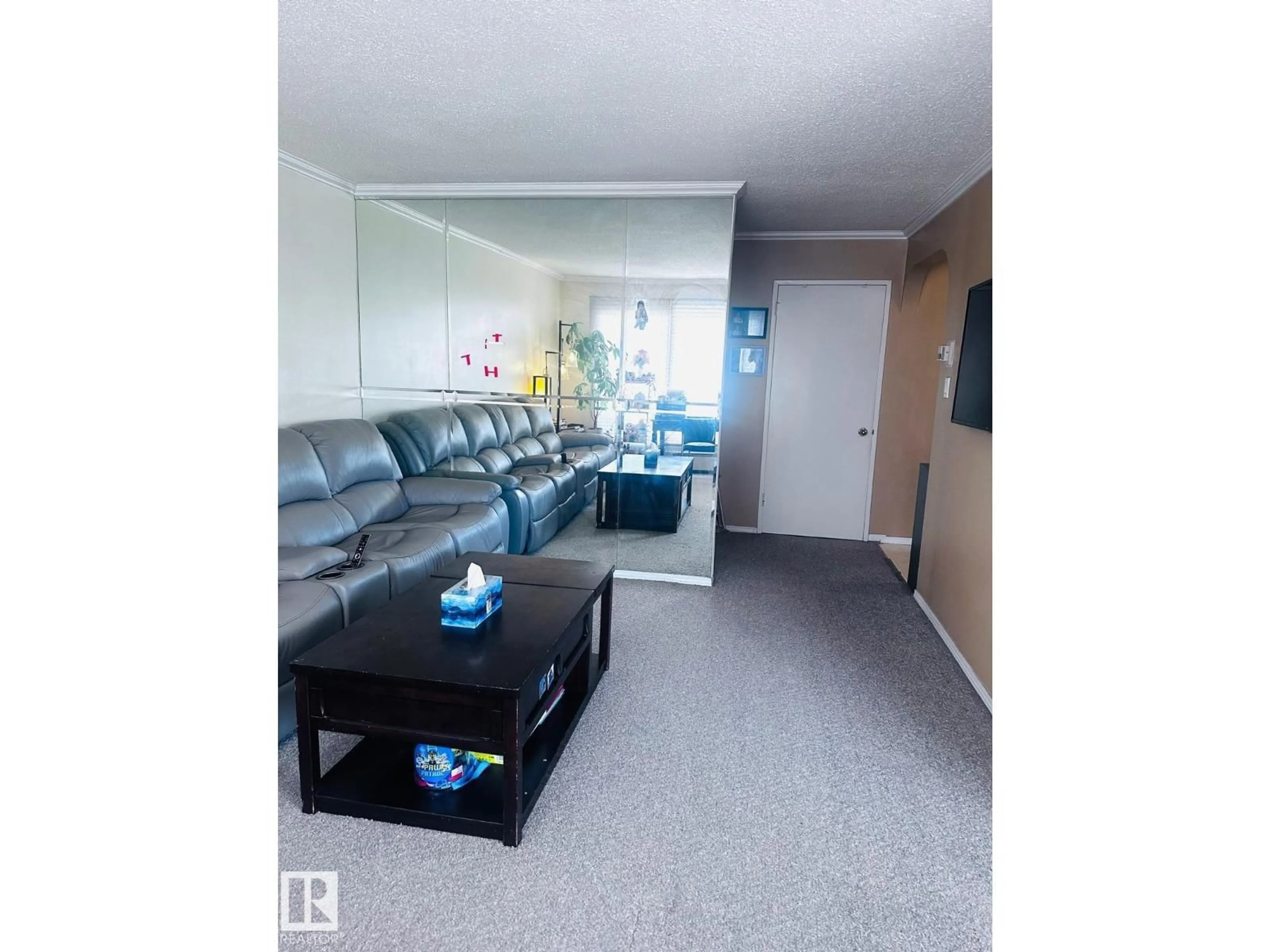 A pic of a room for #306 - 11420 40 AV, Edmonton Alberta T6J0R5