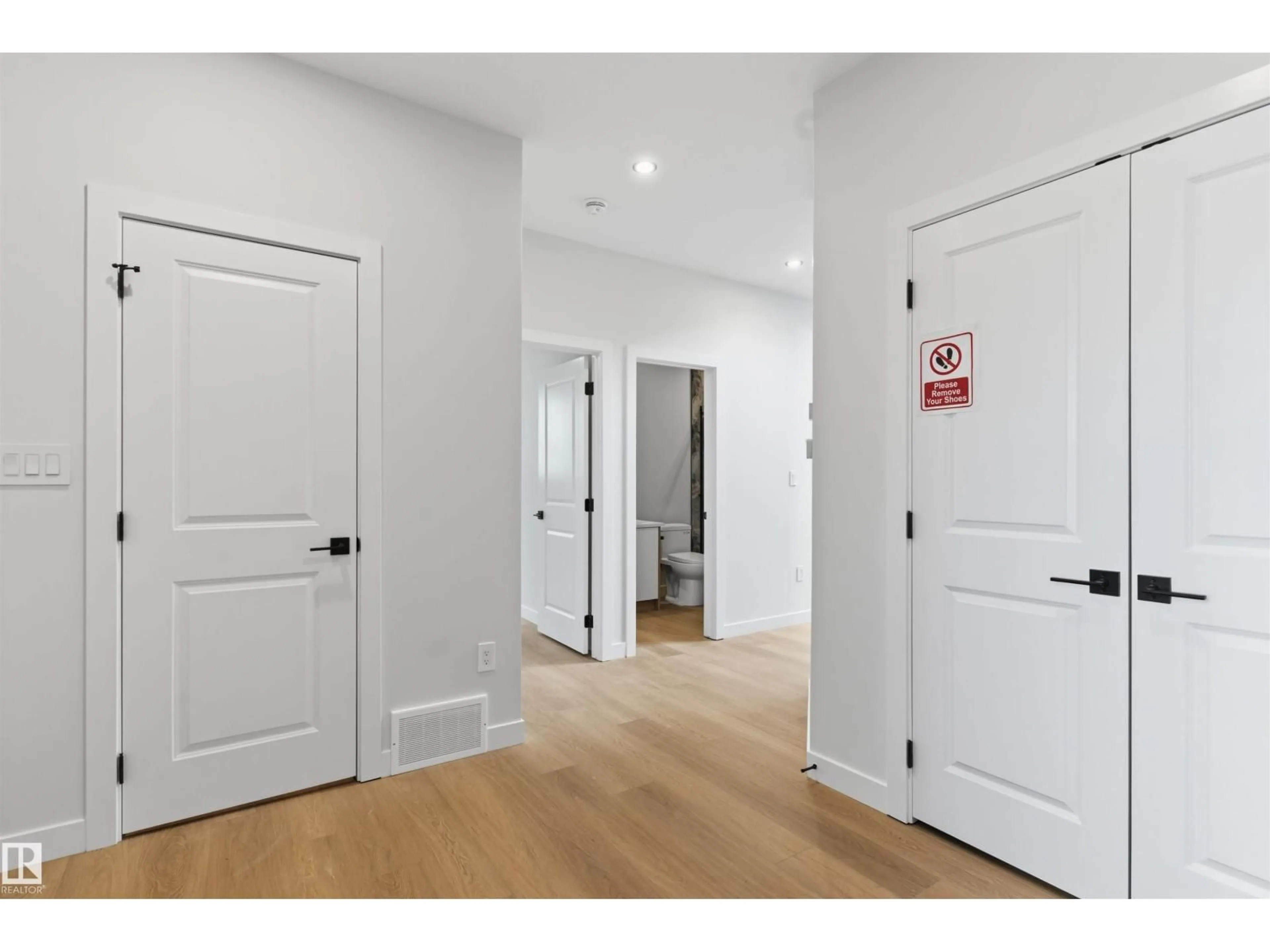 Indoor entryway for 29 AXELWOOD CR, Spruce Grove Alberta T7X4G4