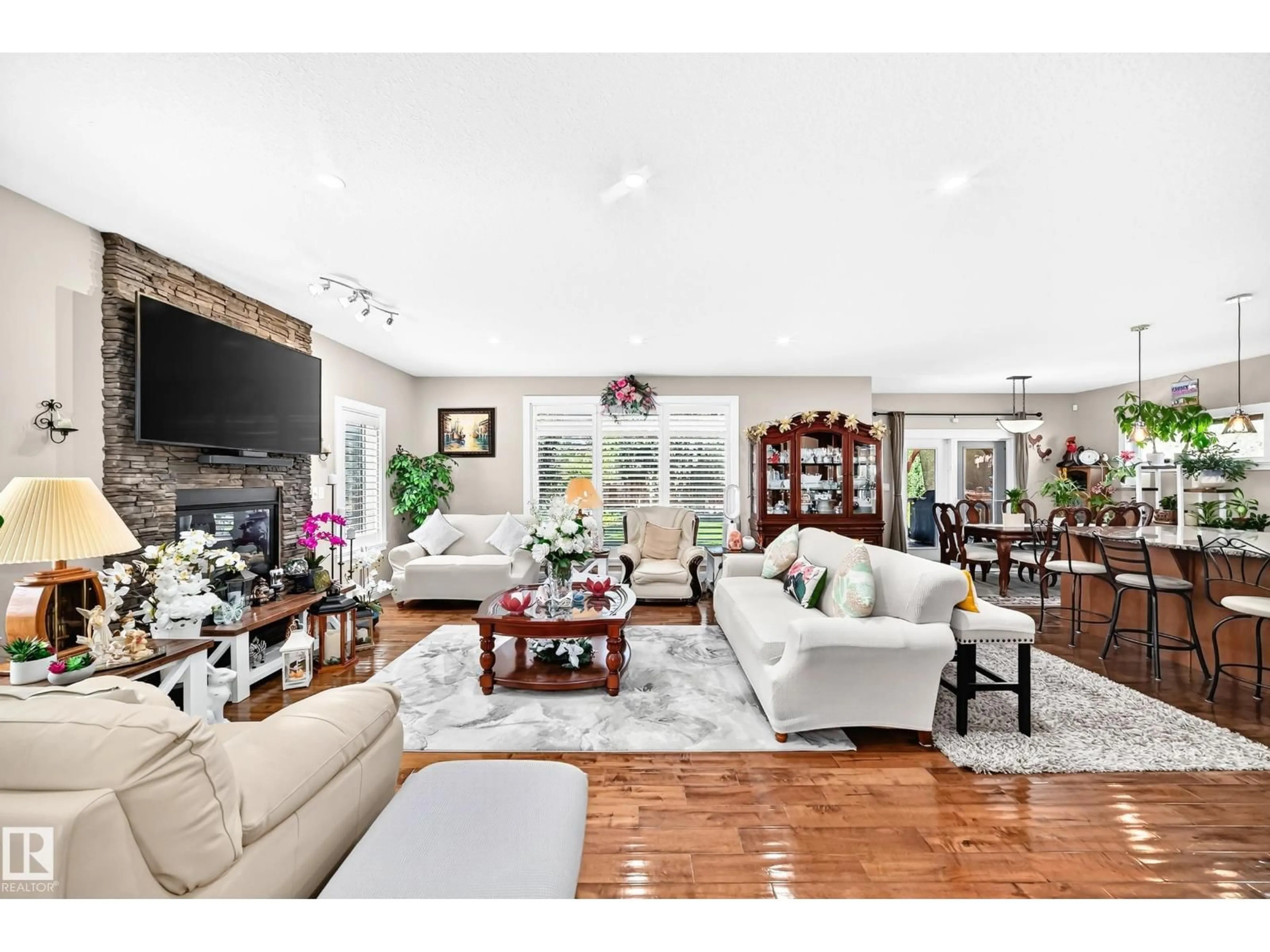 Living room with furniture, unknown for 45 LACOMBE DR, St. Albert Alberta T8N4G8
