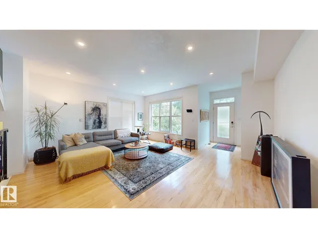 NW - 9846 112 ST, Edmonton 5